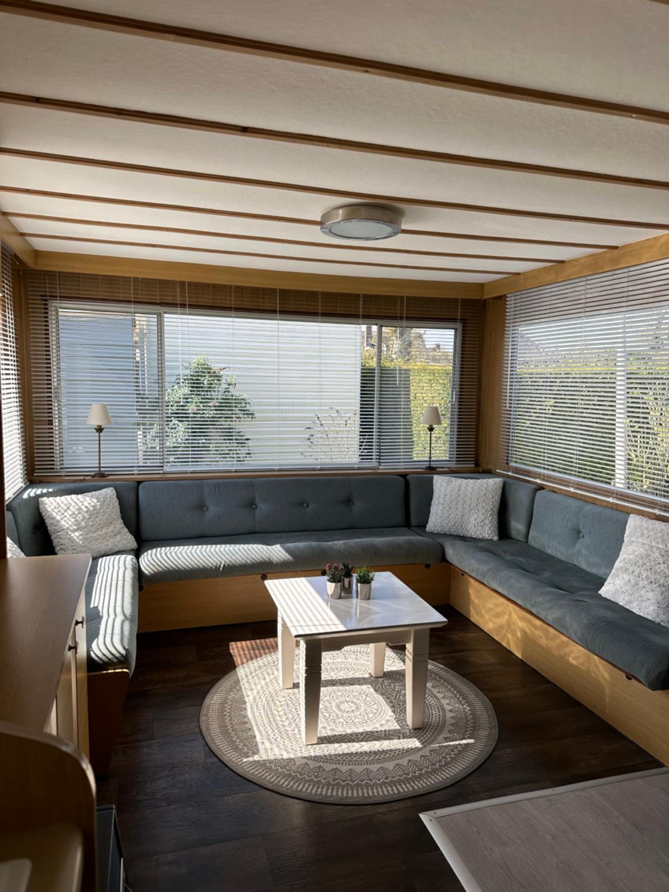 Mobile Home photo 1