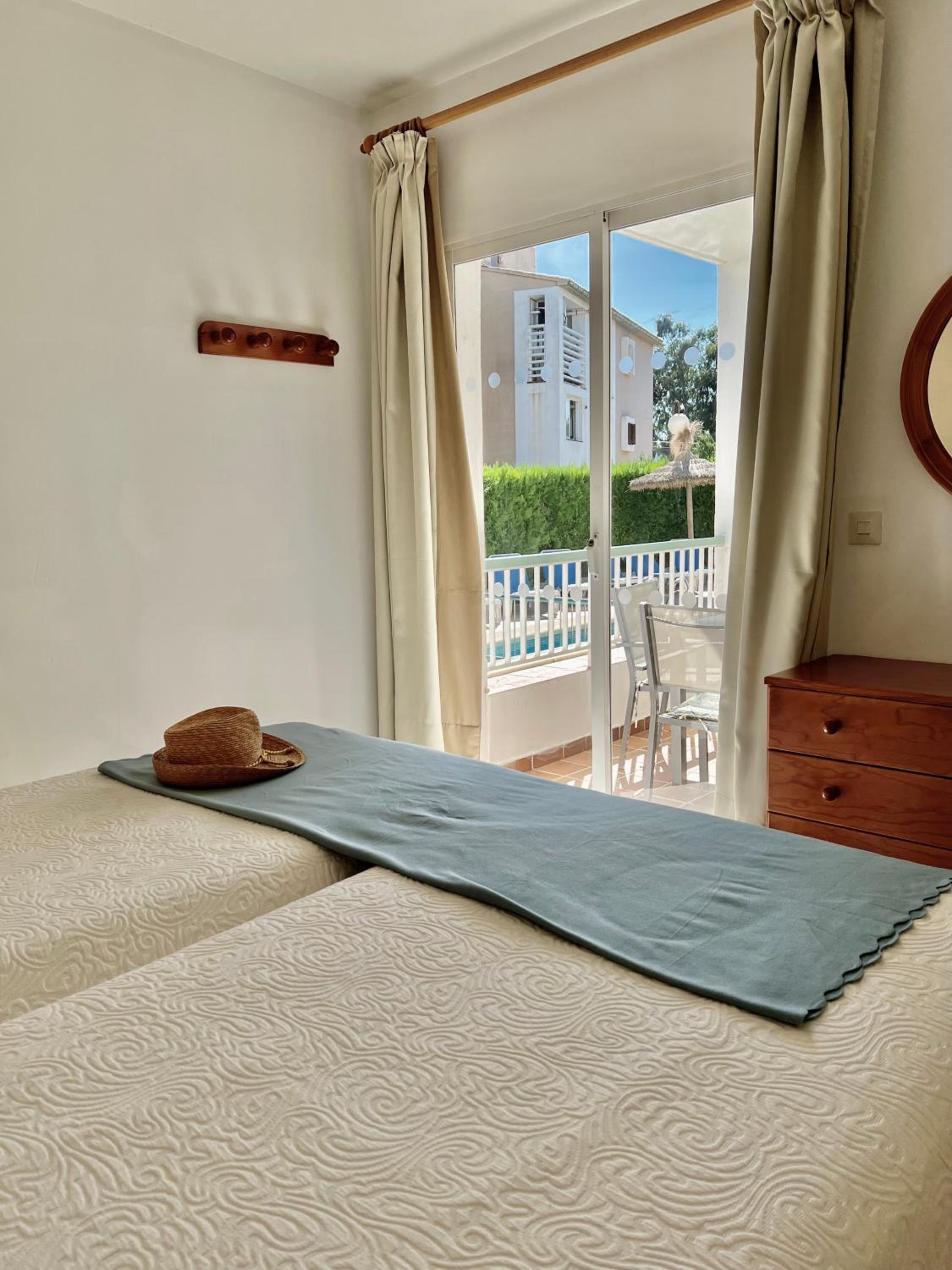Two-Bedroom Apartment with Balcony (Second Floor)	 photo 2