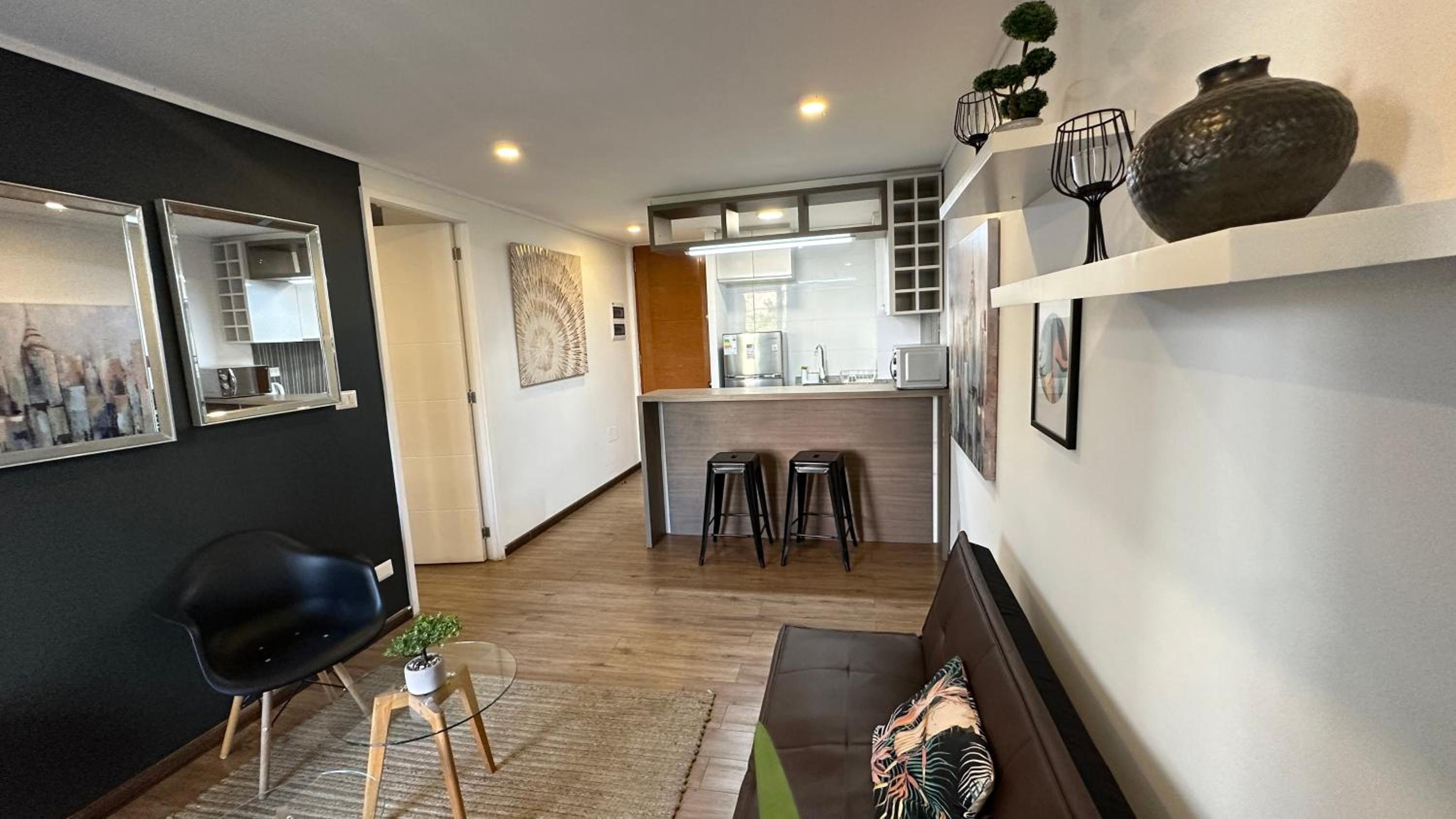 Apartment with Balcony photo 3