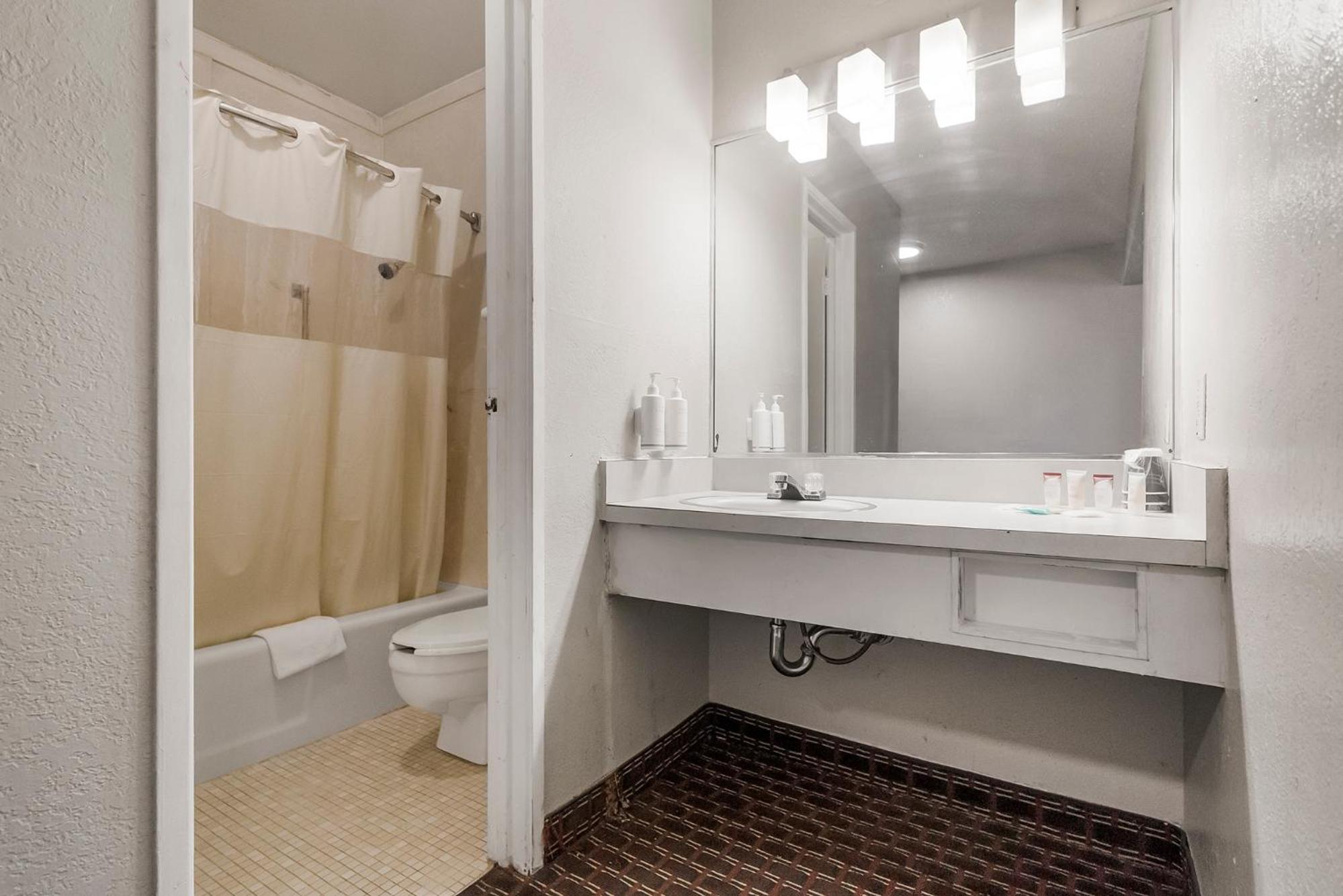 King Room - Photo 3