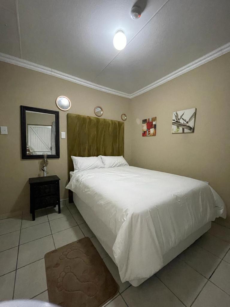 Deluxe Double Room photo 2