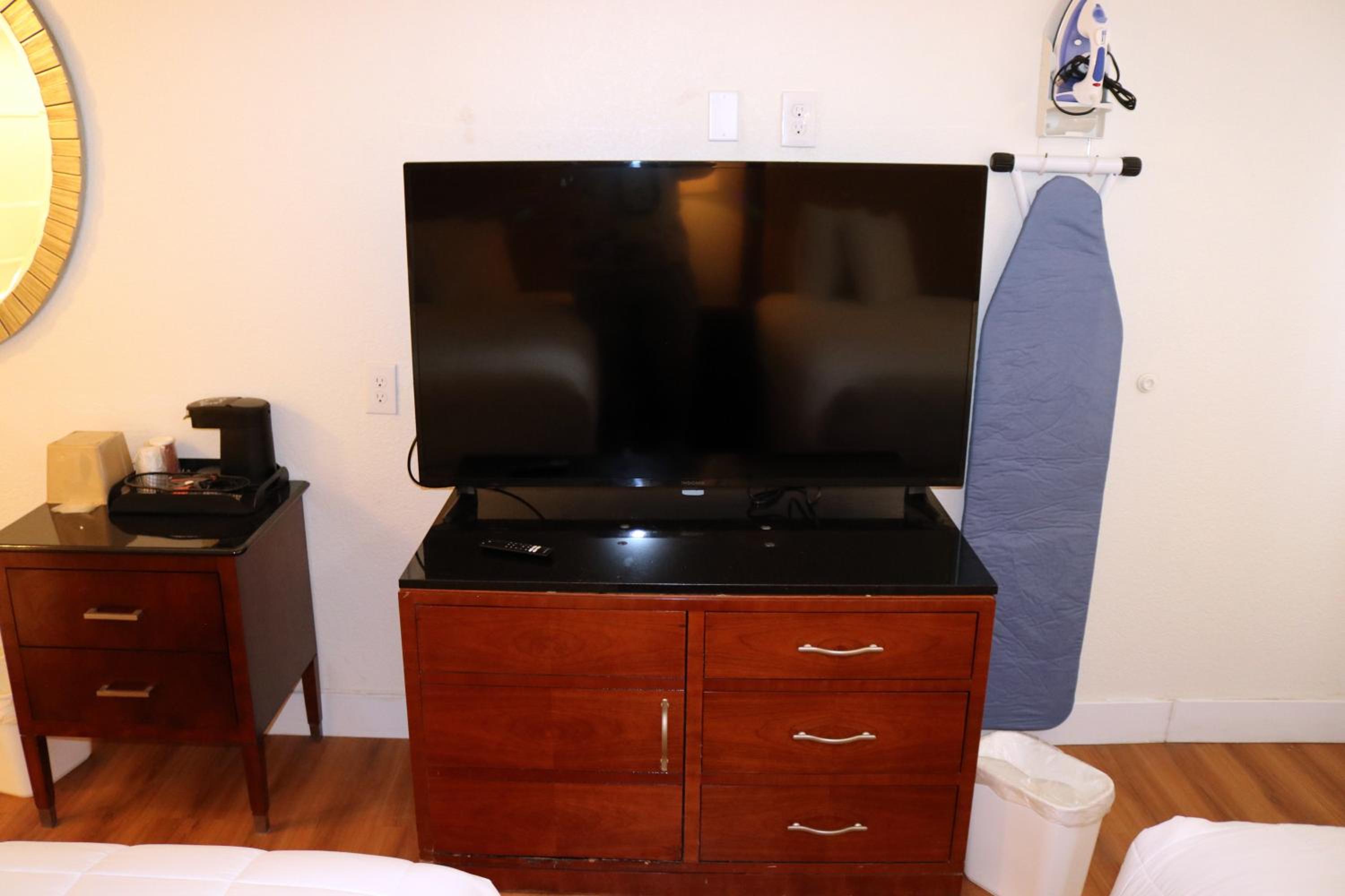 Deluxe King Studio