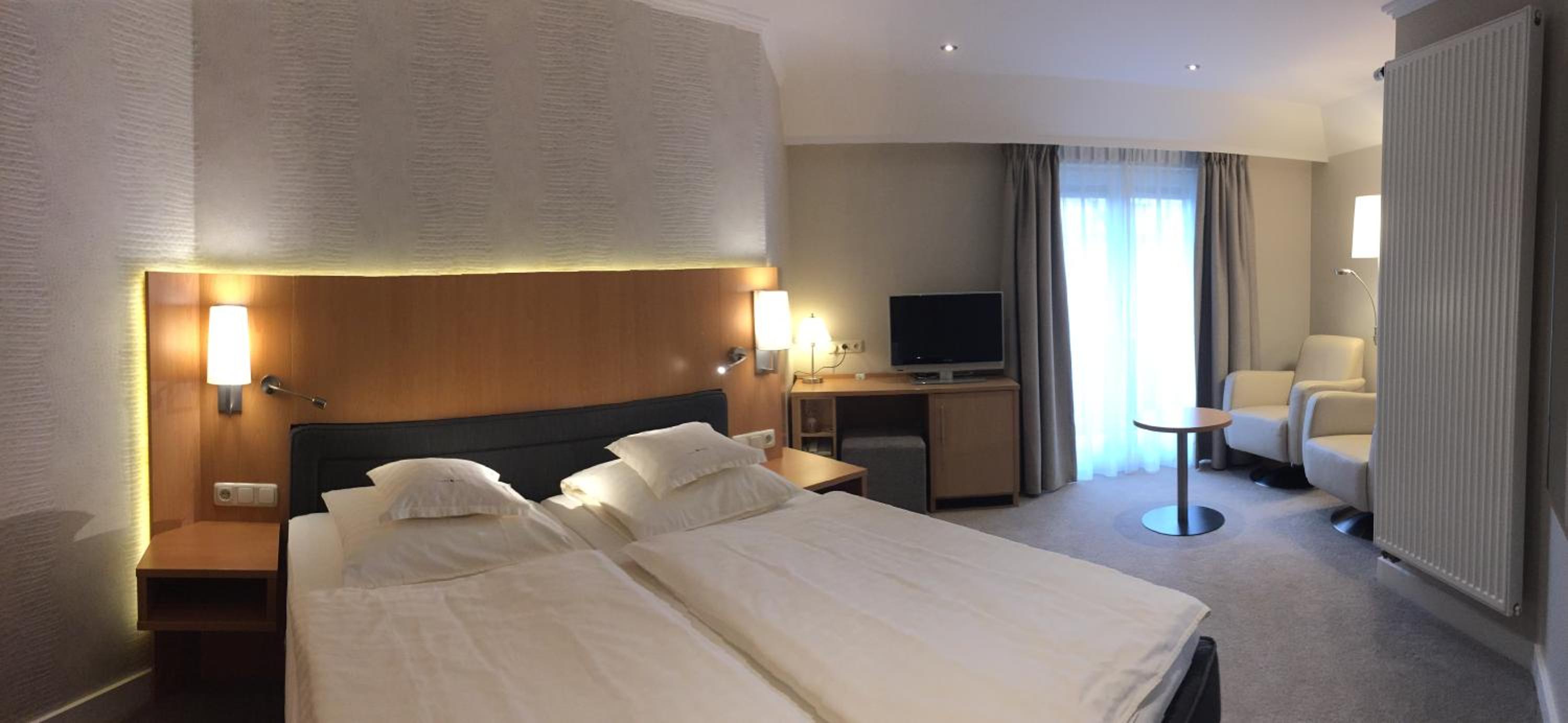 Superior Double Room with Balcony photo 2