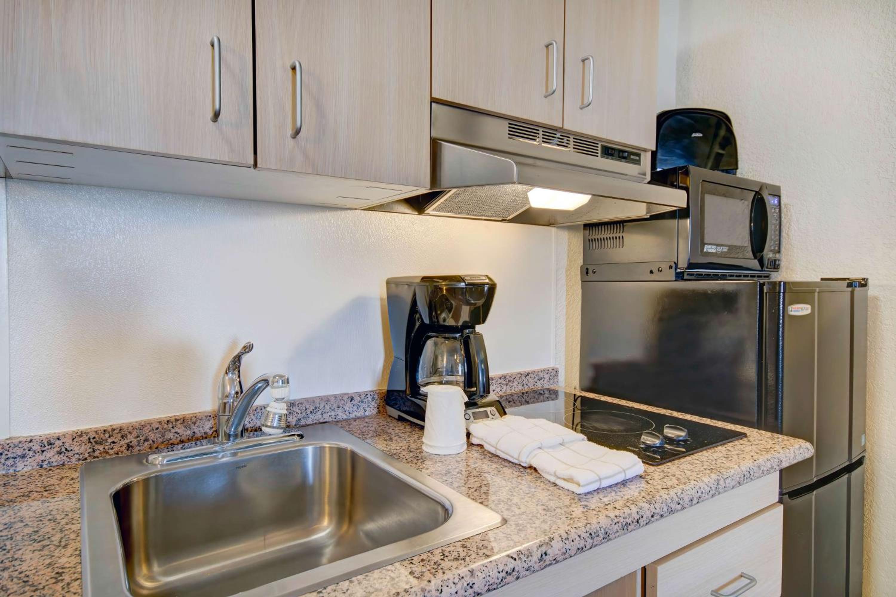 2 King Beds | Non-Smoking, Kitchen | Near Tucson International Airport