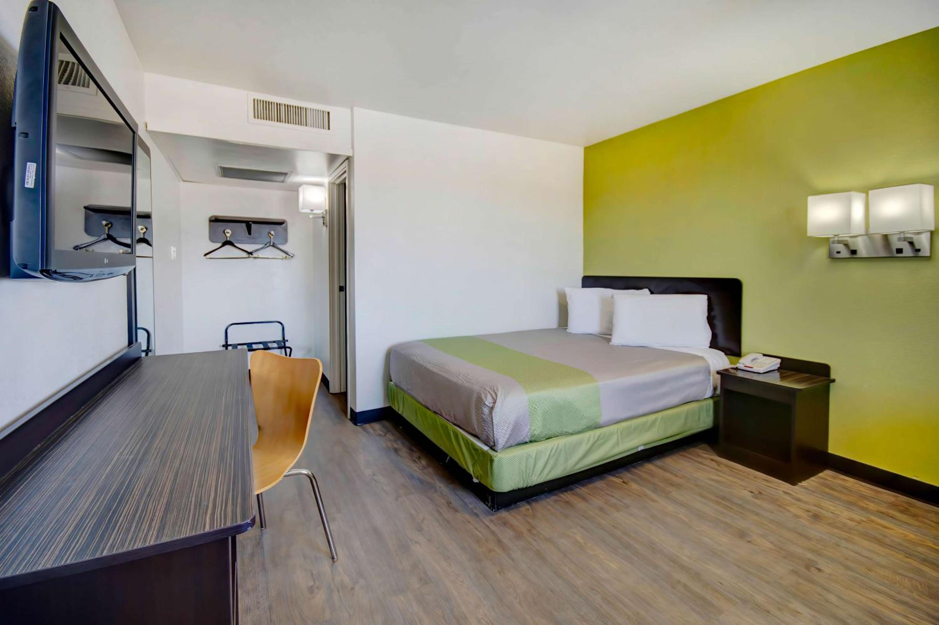 Motel 6-Douglas, AZ