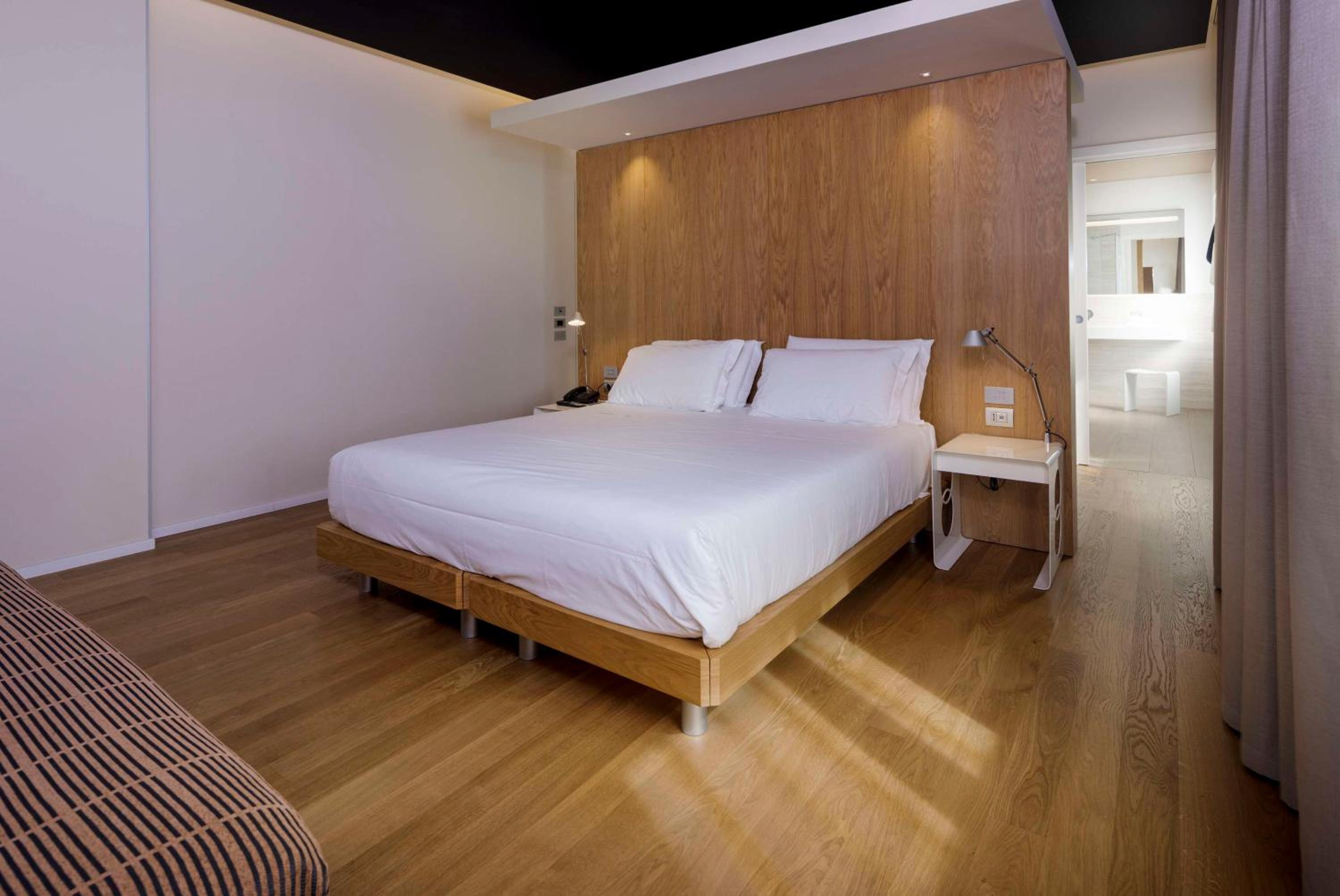 Superior Queen Room - Photo 12