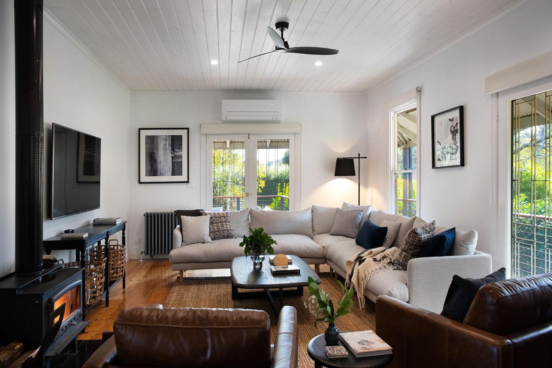 Four-Bedroom House photo 1