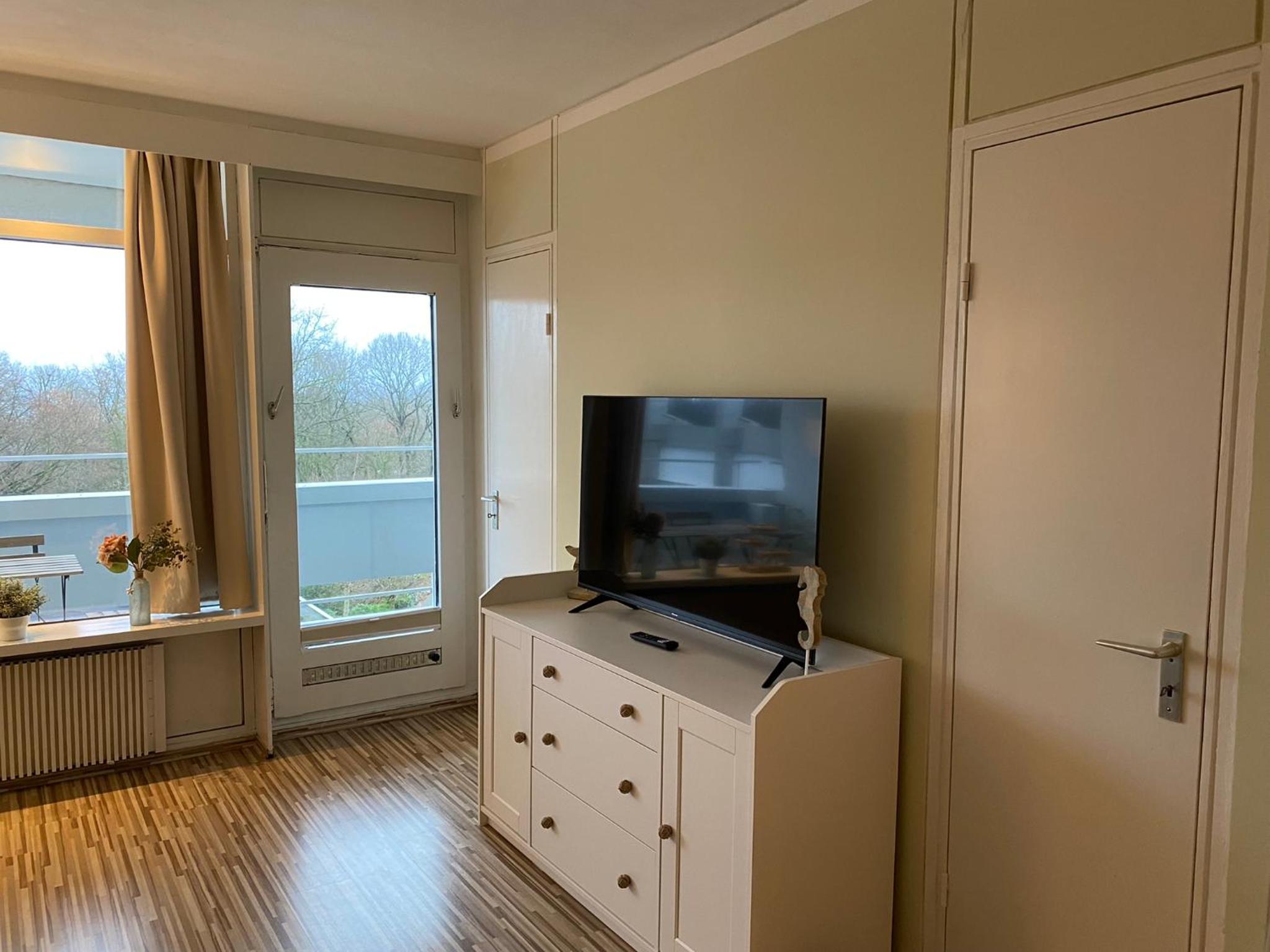 Two-Bedroom Apartment - Photo 8