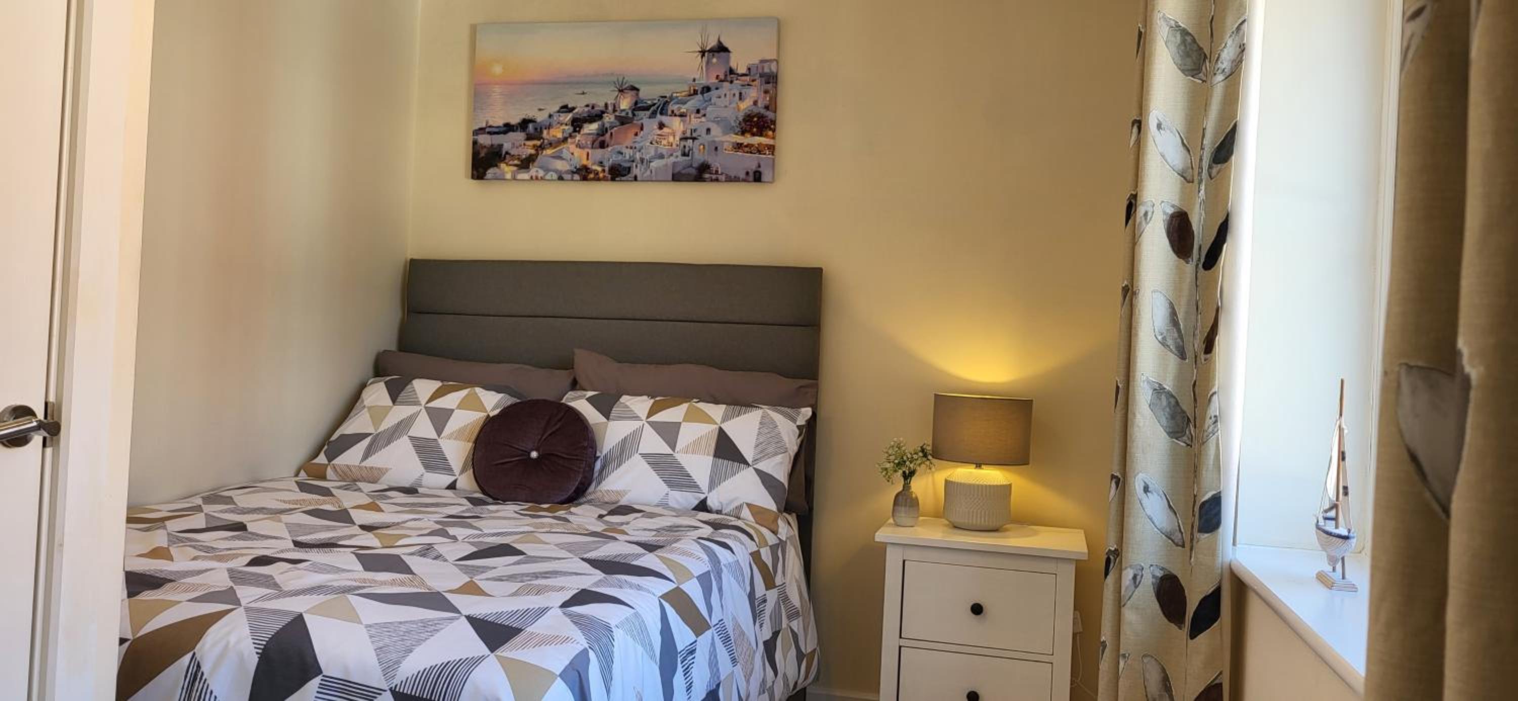 Two-Bedroom House photo 2