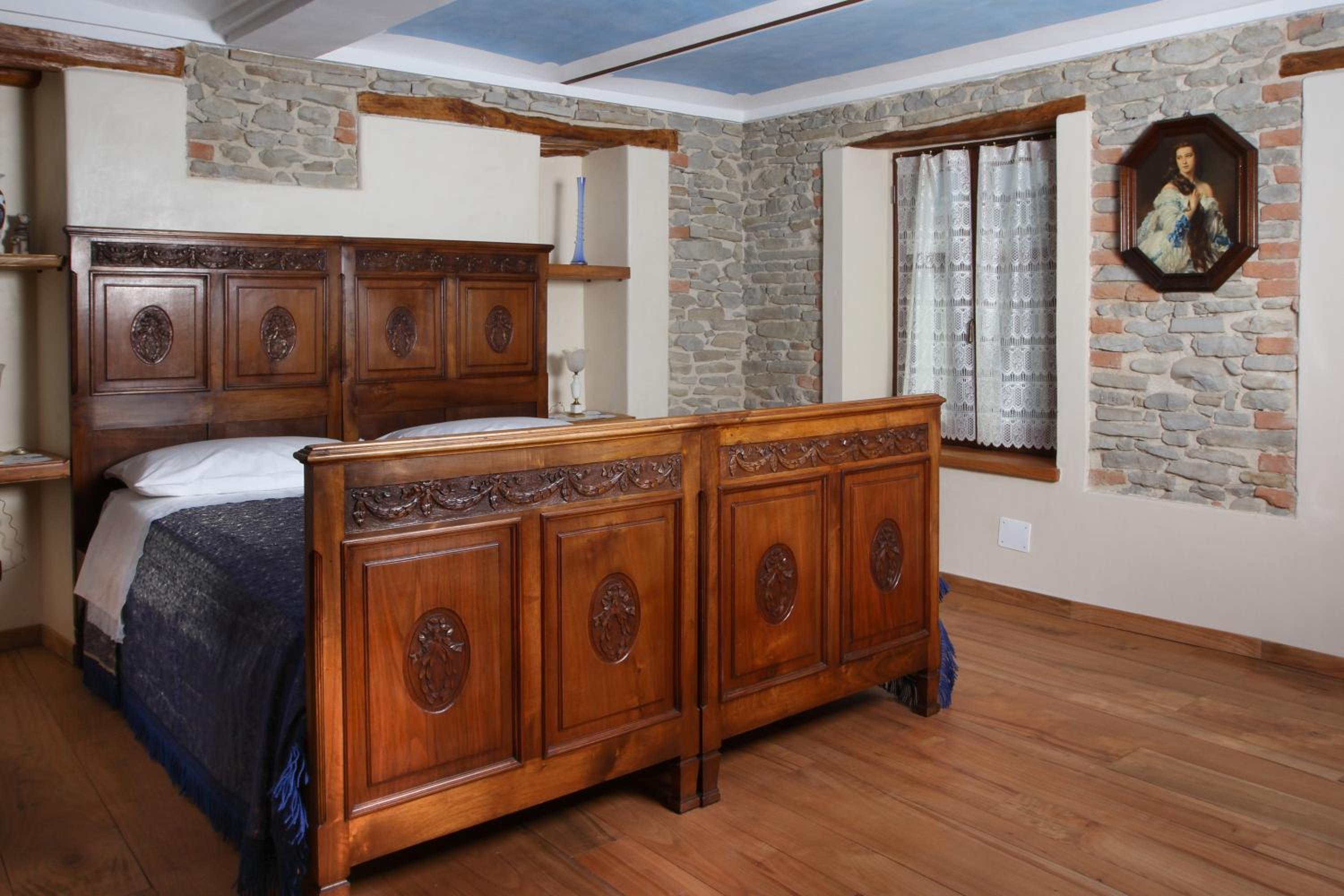 Double Room with Private Bathroom photo 2