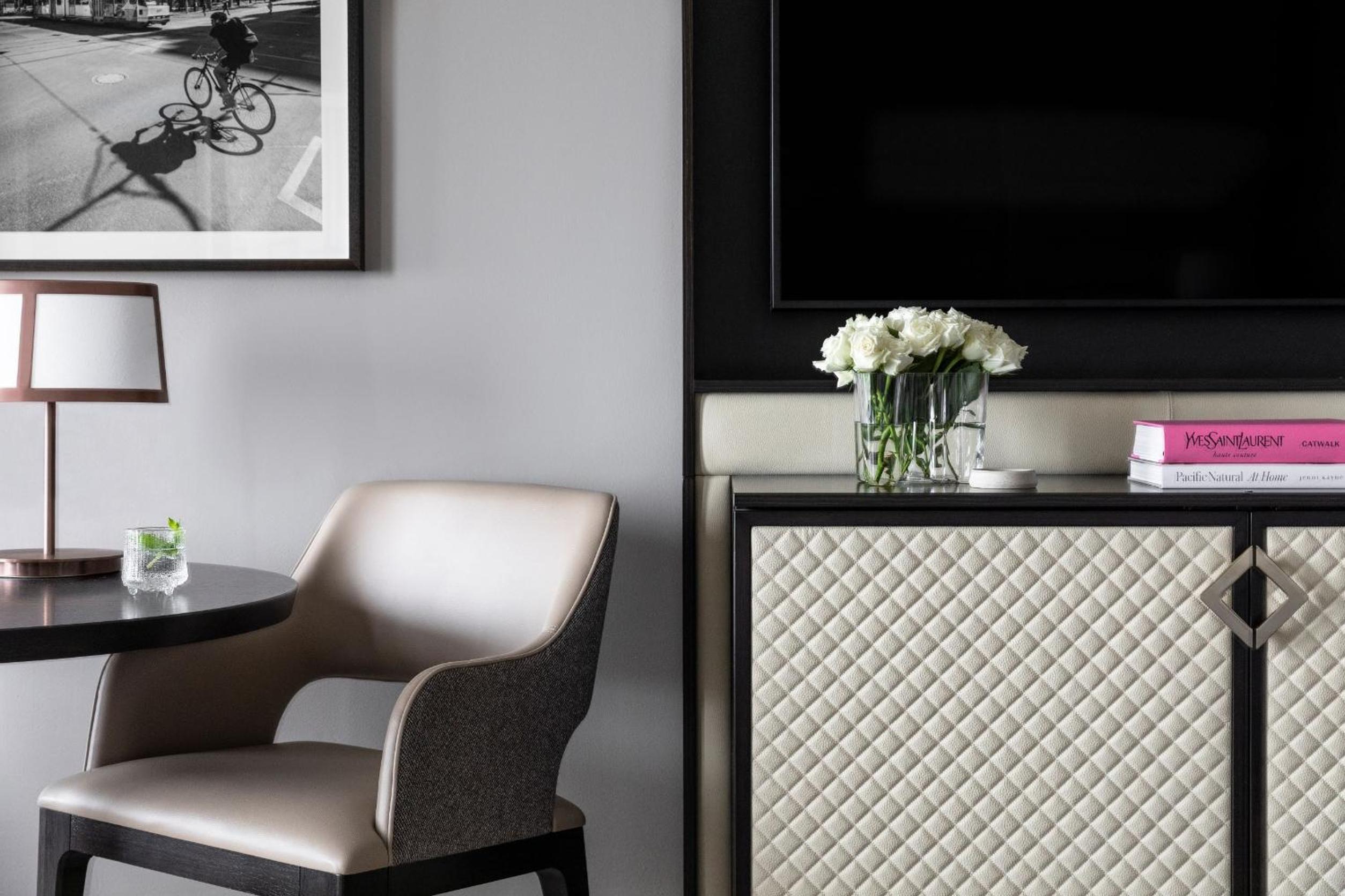 Superior King Room