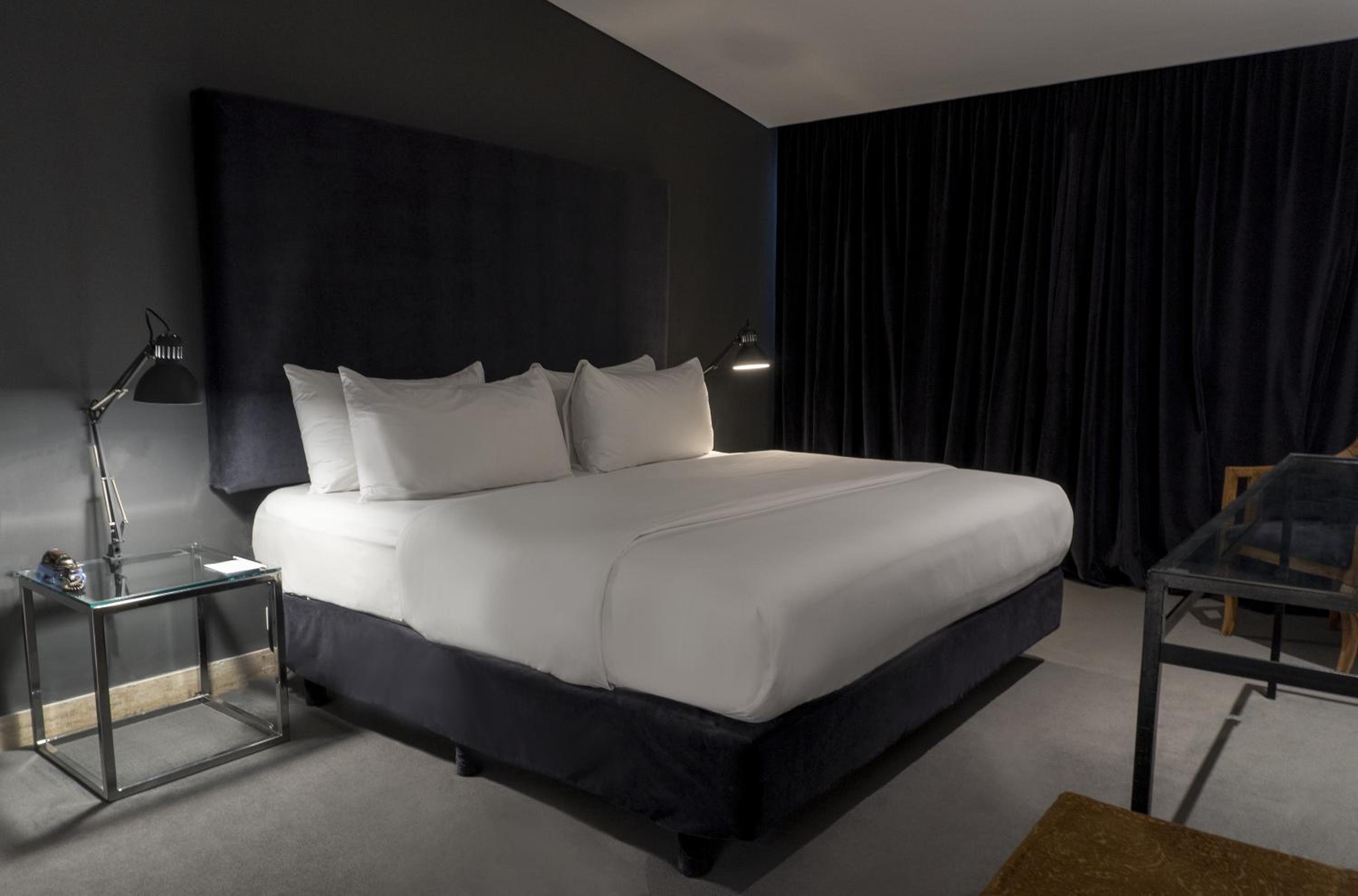 Deluxe King Room photo 2