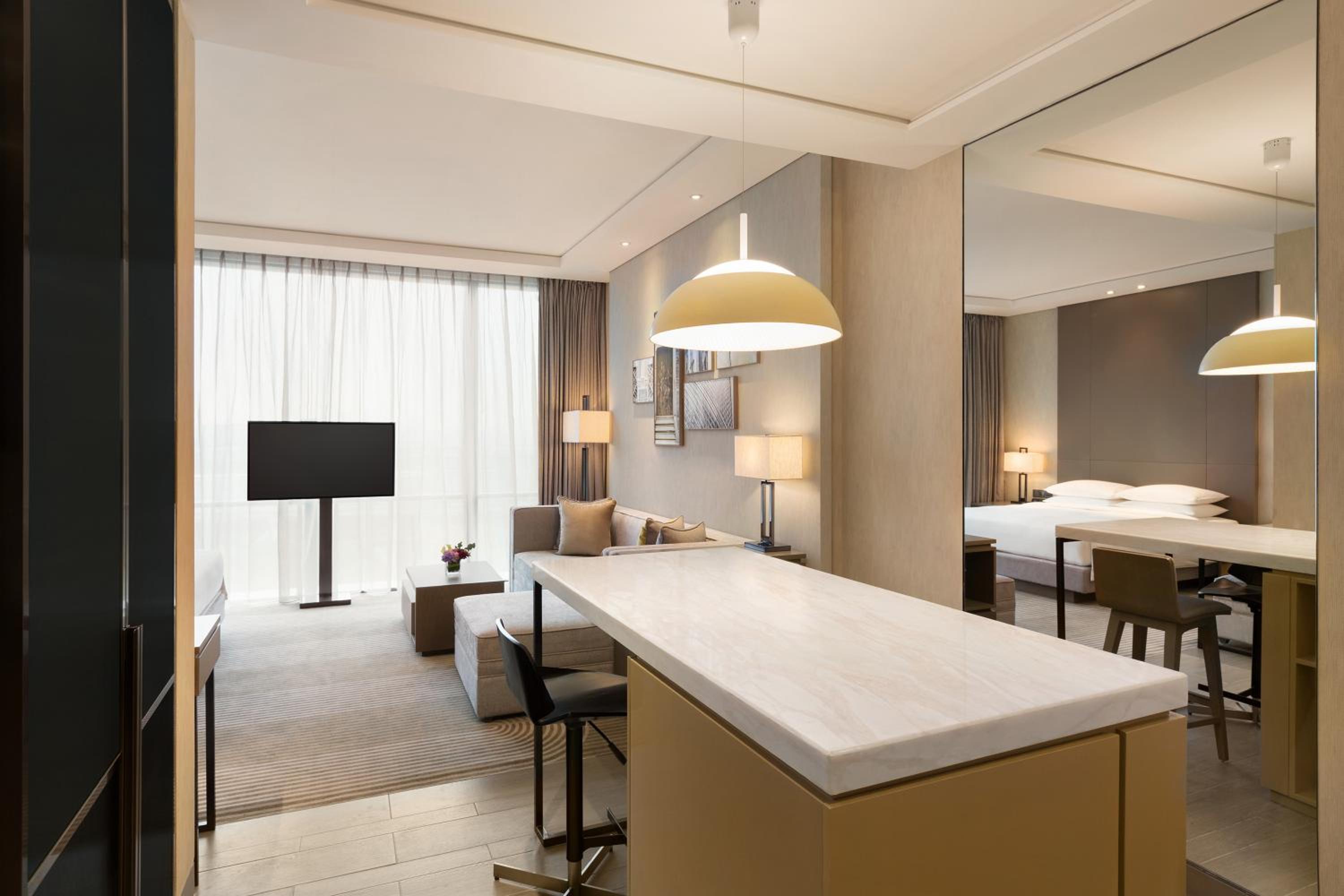 King Room with kitchen and view photo 3