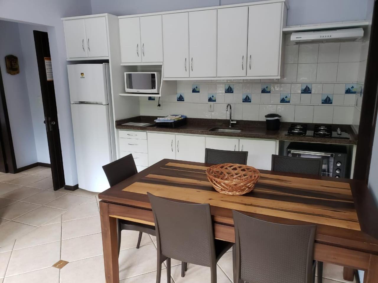 Apartment photo 3