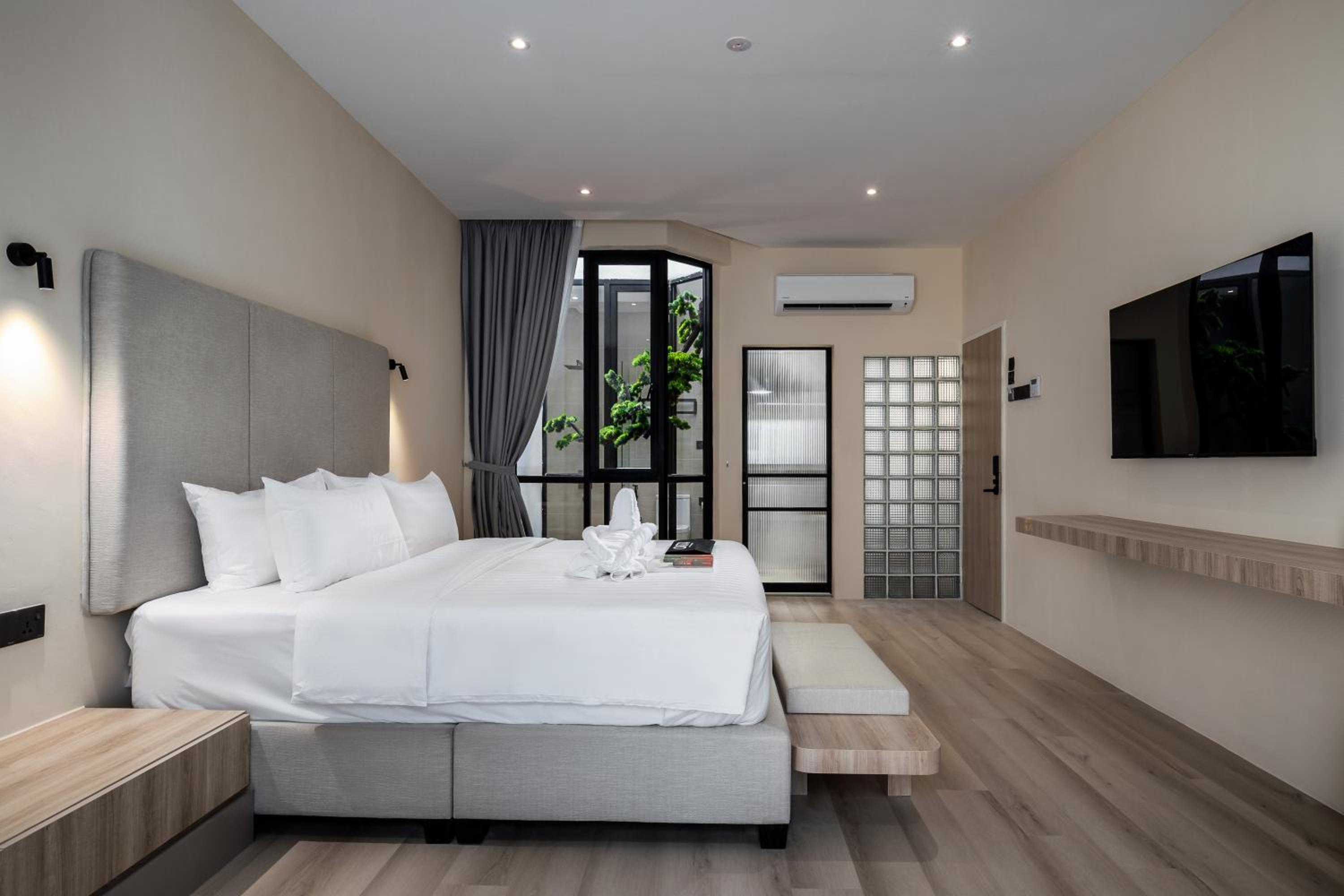 Muntri Suite with Bathtub - Photo 2