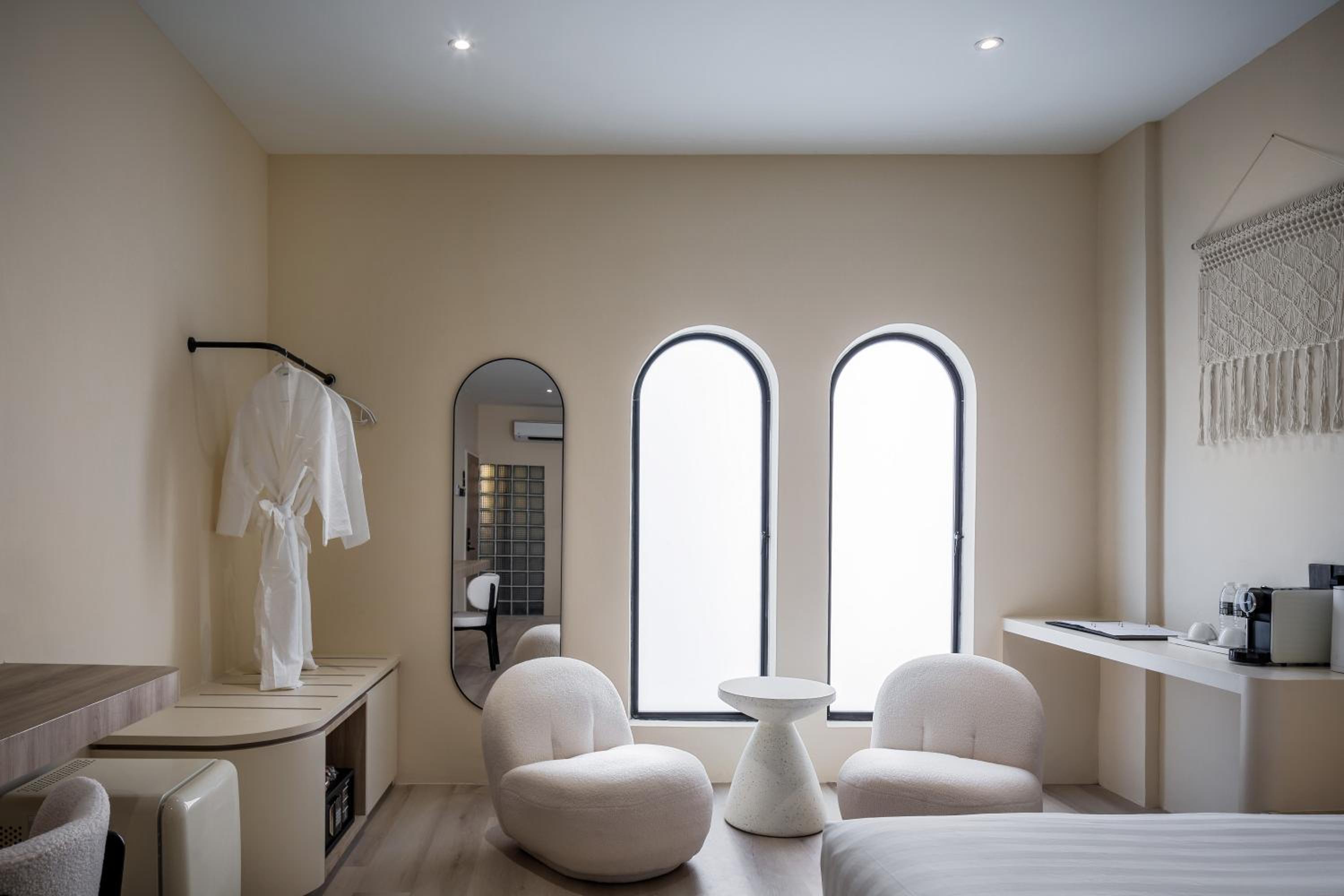 Muntri Suite with Bathtub - Photo 3