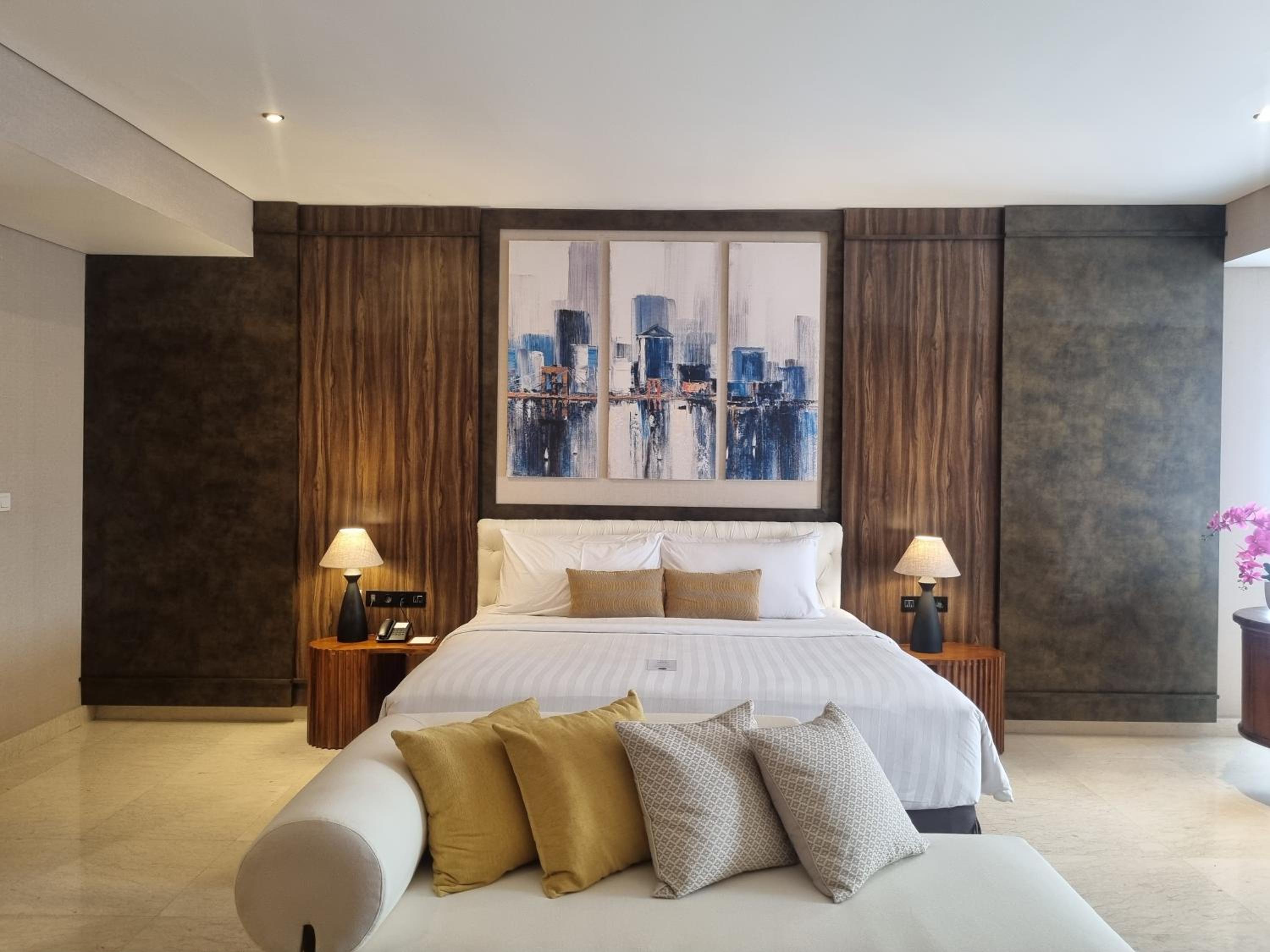 Executive Suite photo 3