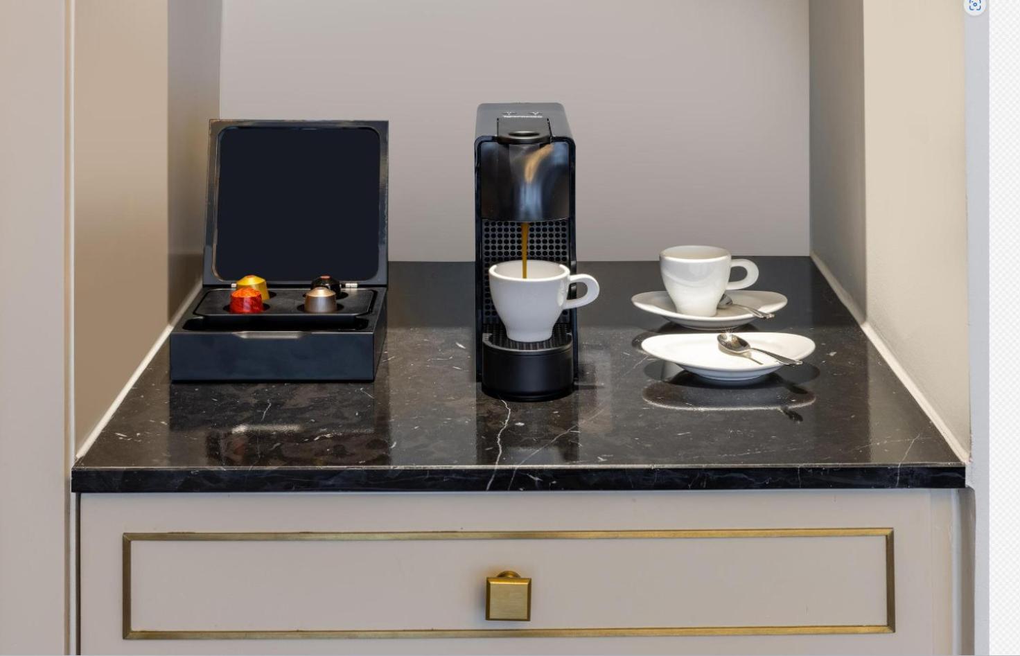 The Level Premium Room - Complimentary Executive Lounge Access photo 2