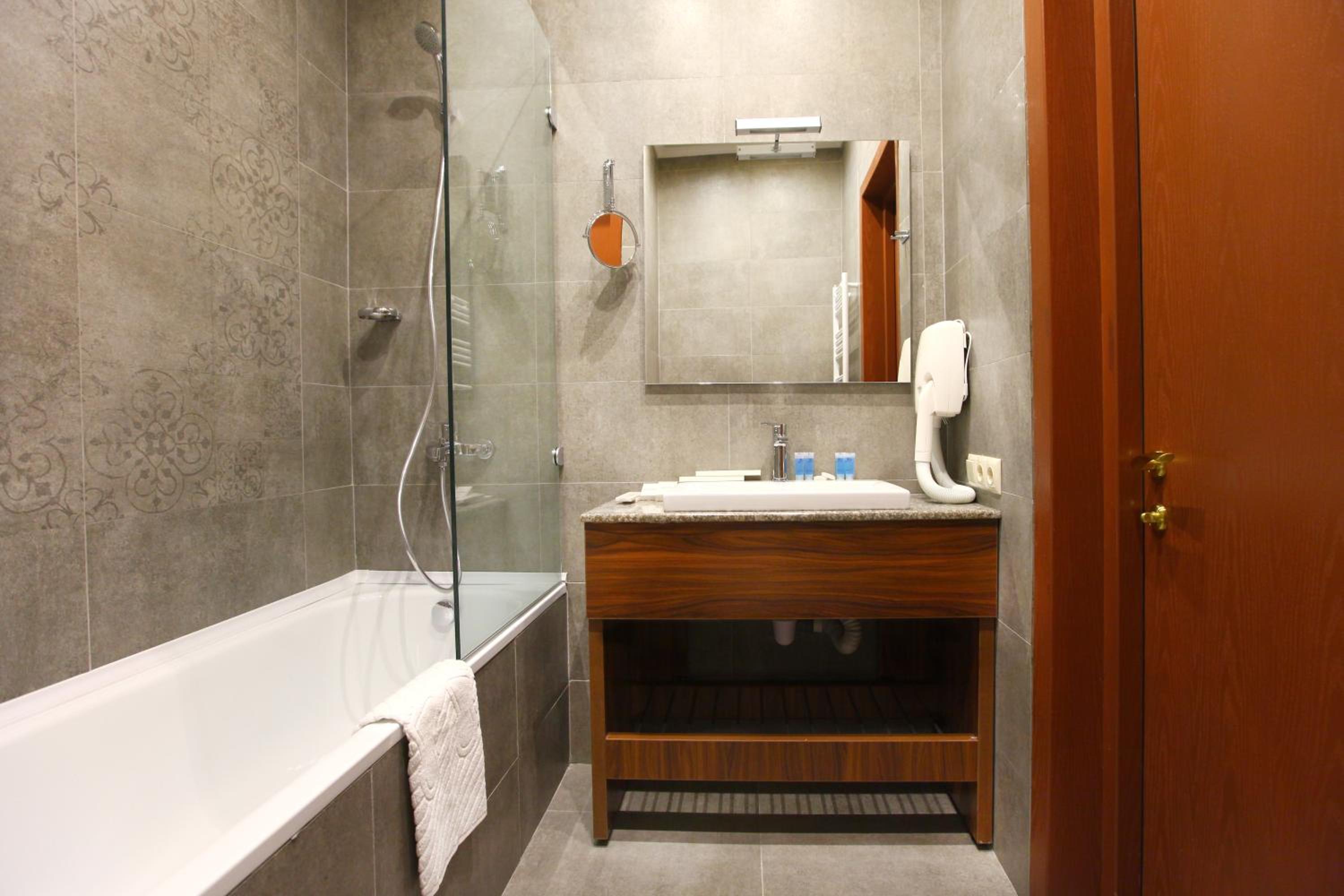 Suite with City View photo 3