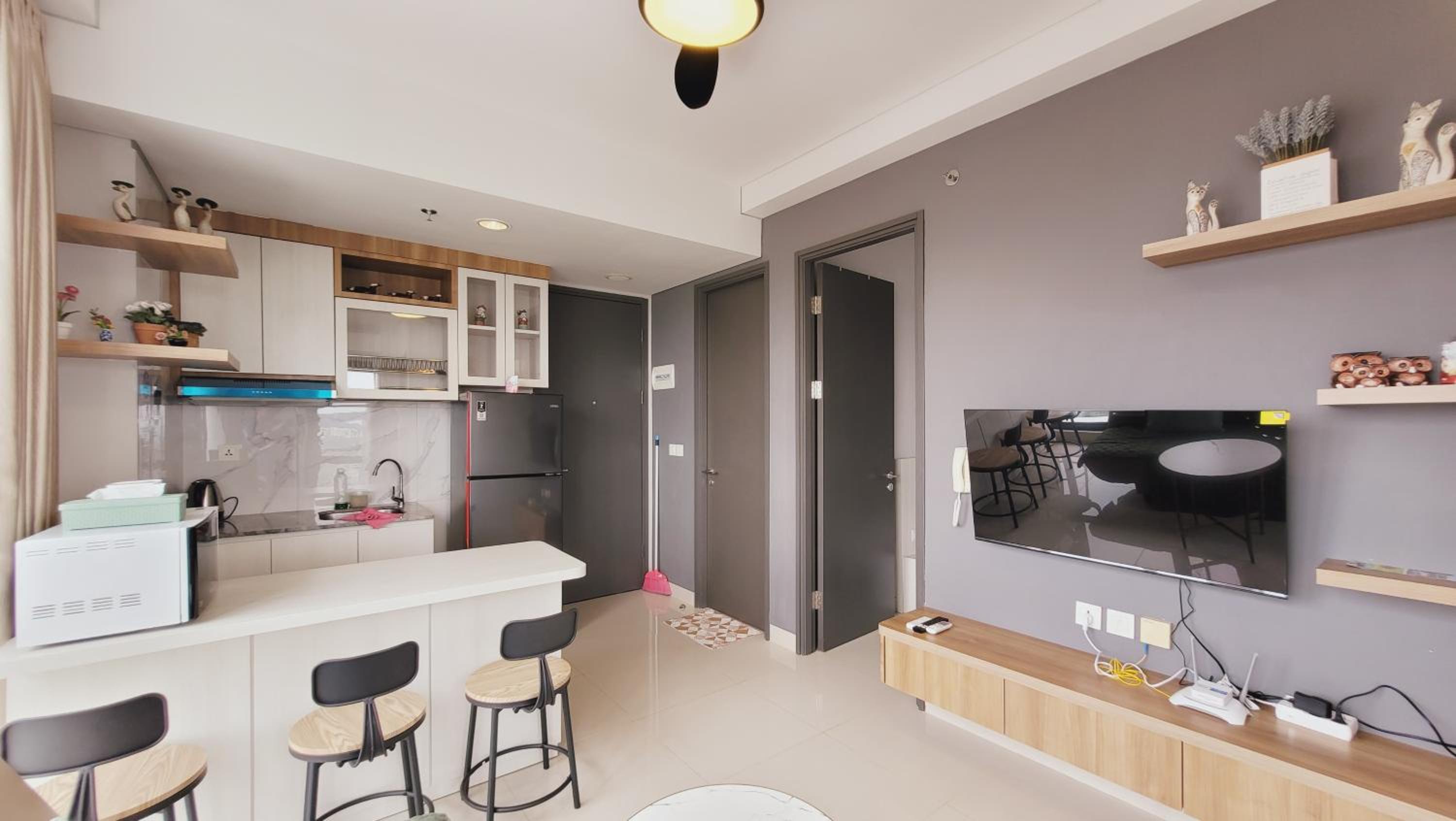 Apartment with Terrace - Photo 8