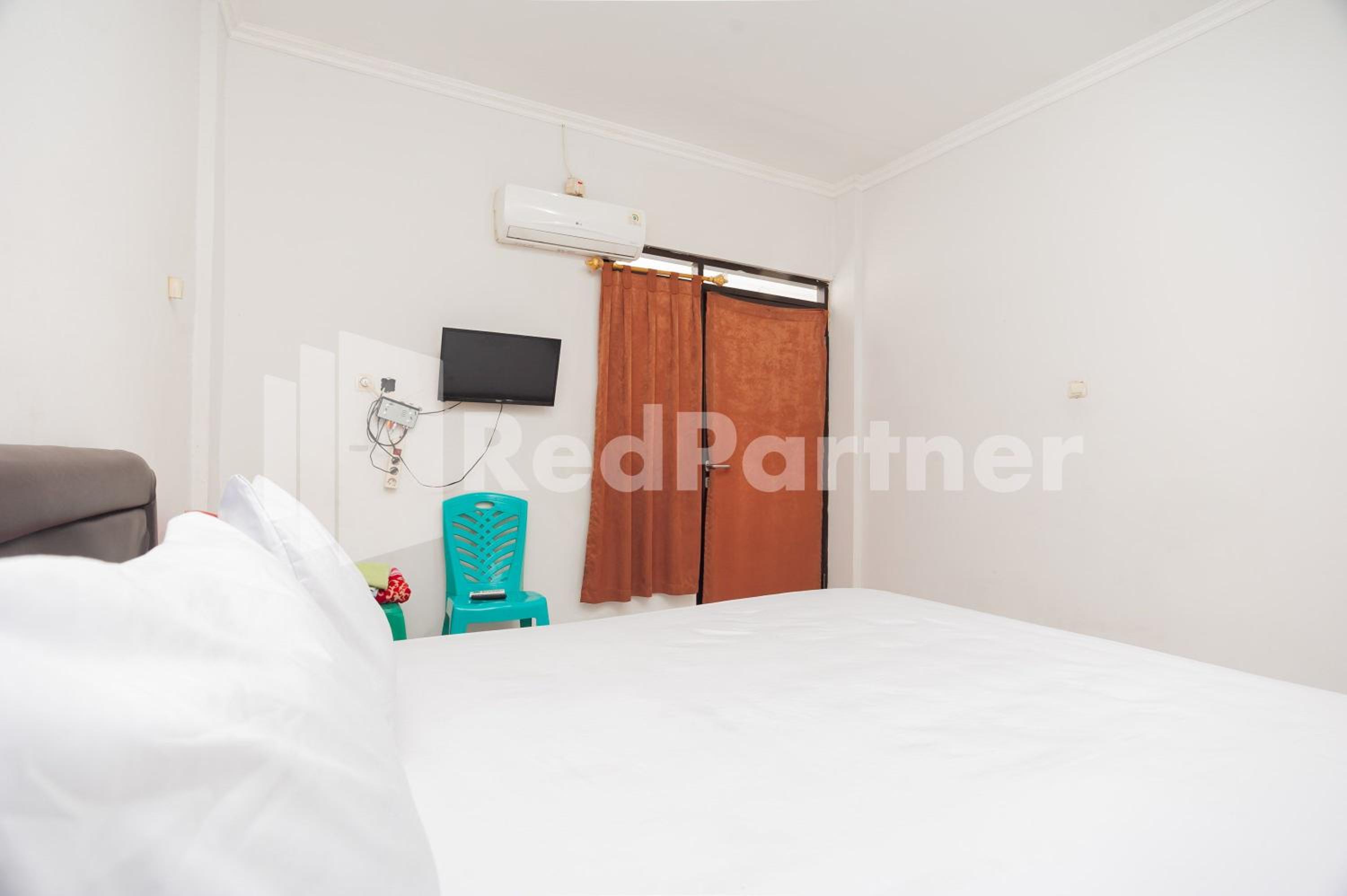 Standard Double Room - Photo 3