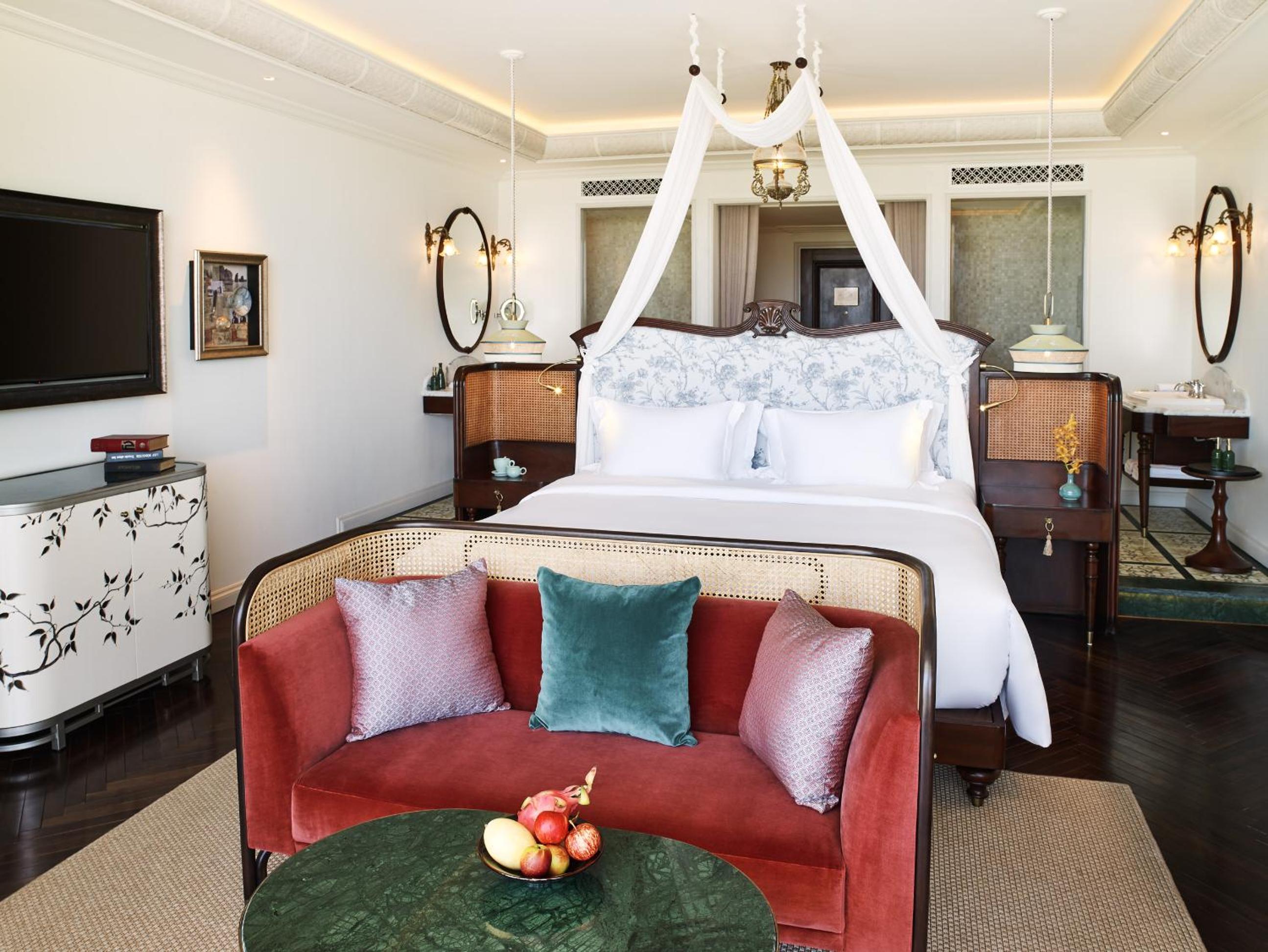 Deluxe King Room With Balcony