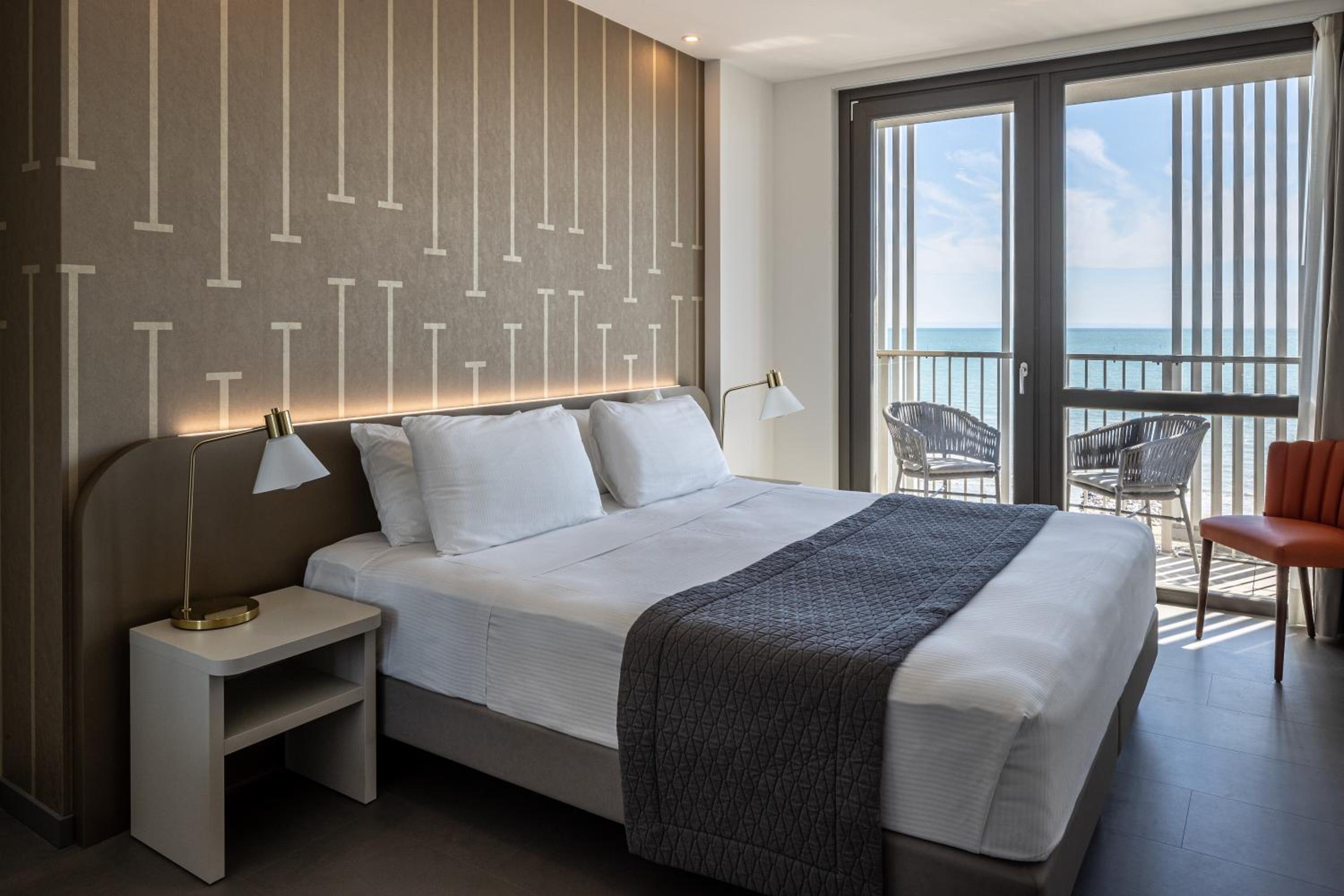 Superior Double or Twin Room with Sea View photo 1