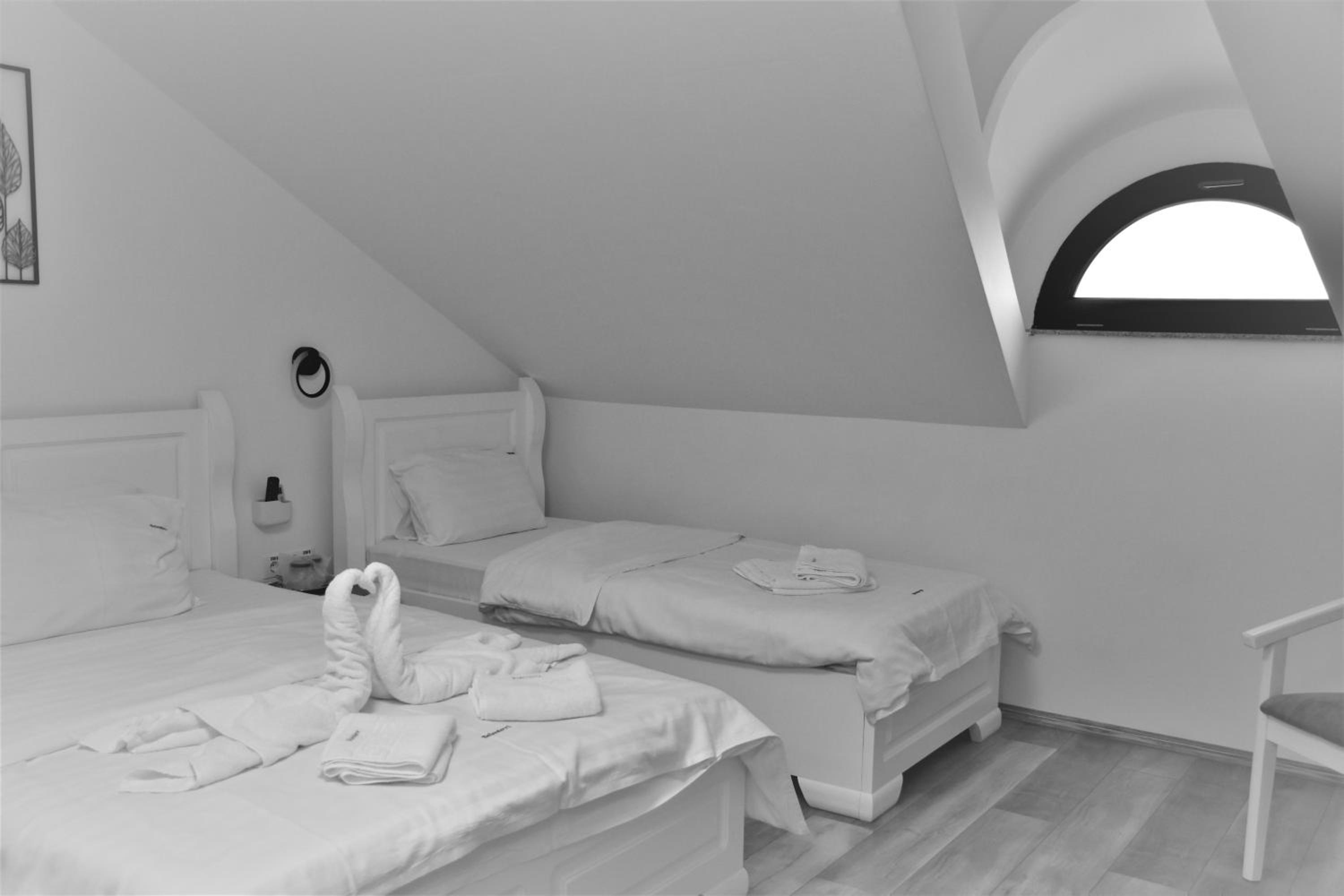 Deluxe Triple Room photo 2