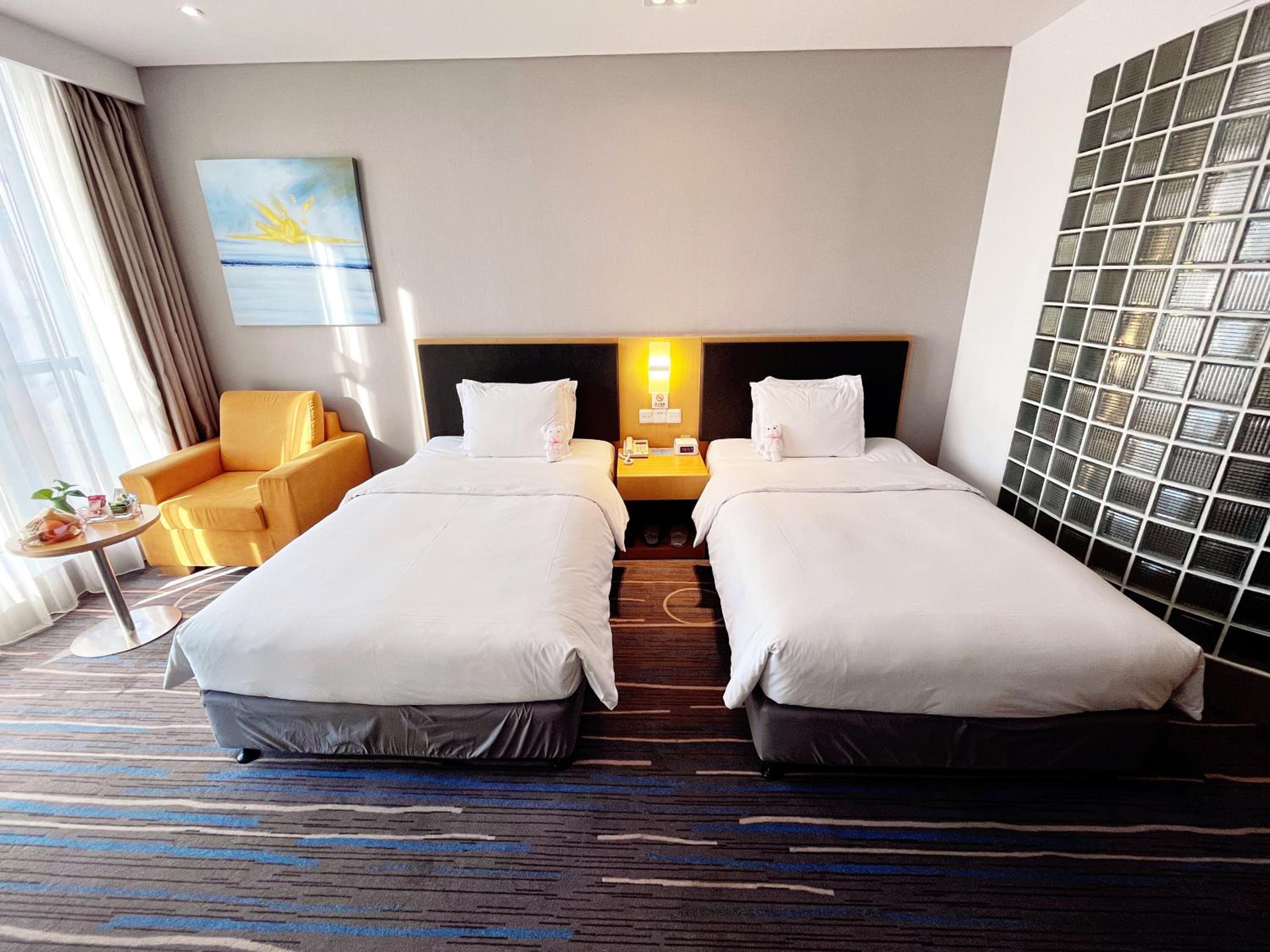 Superior Twin Room photo 2