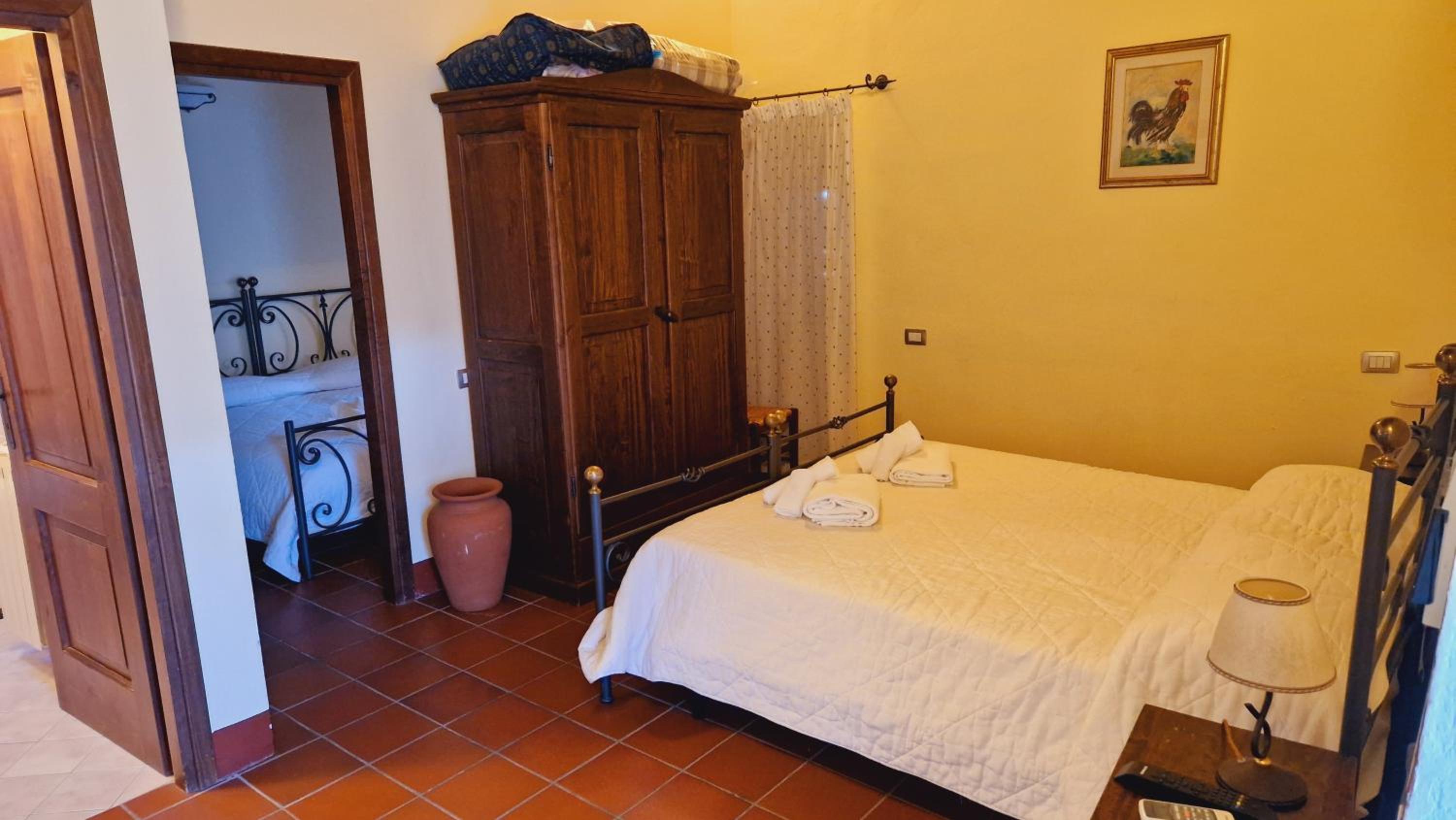 Three-Bedroom Apartment - Photo 13