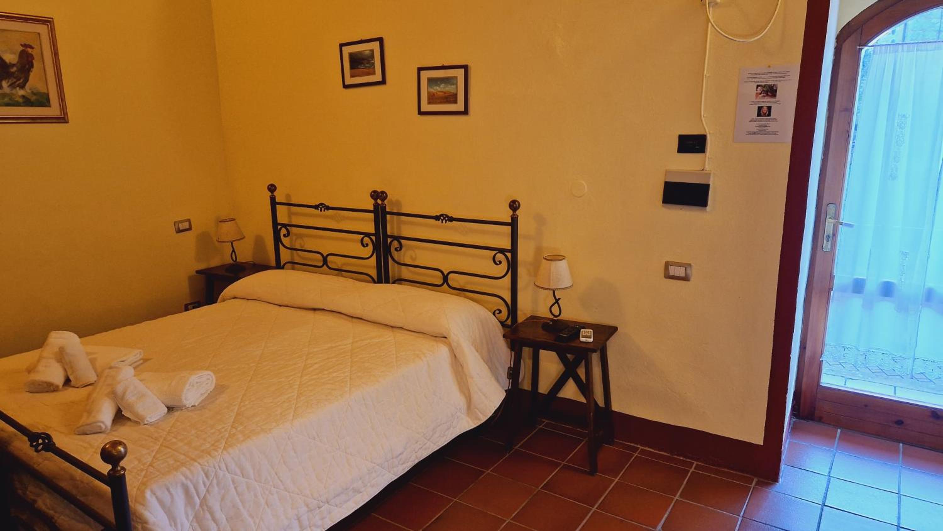 Three-Bedroom Apartment - Photo 12
