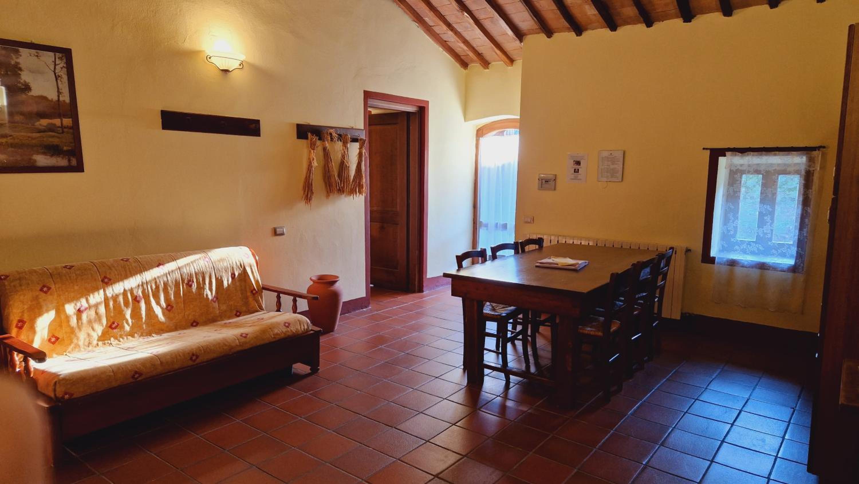 Three-Bedroom Apartment - Photo 4