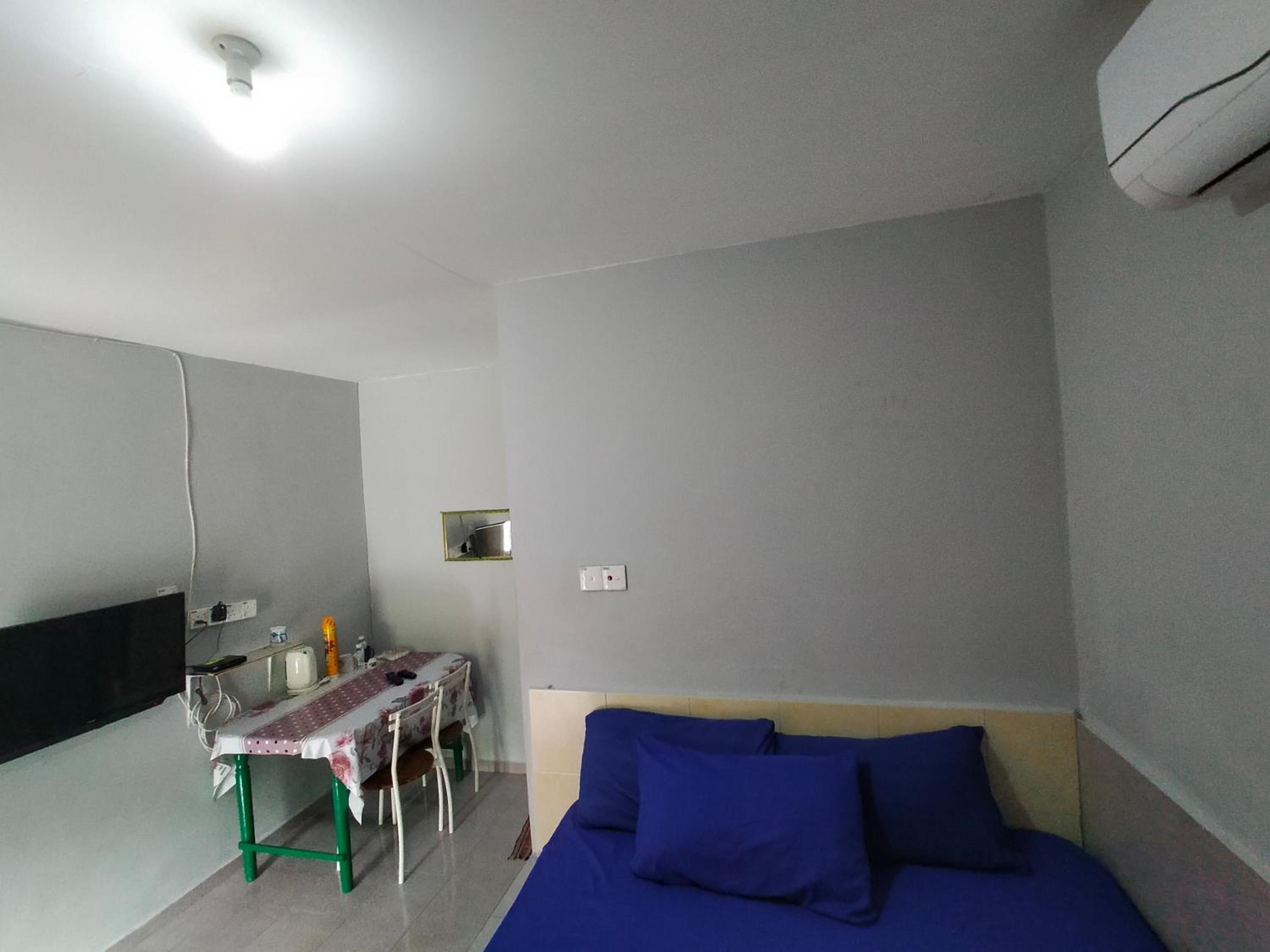 Budget Double Room photo 3