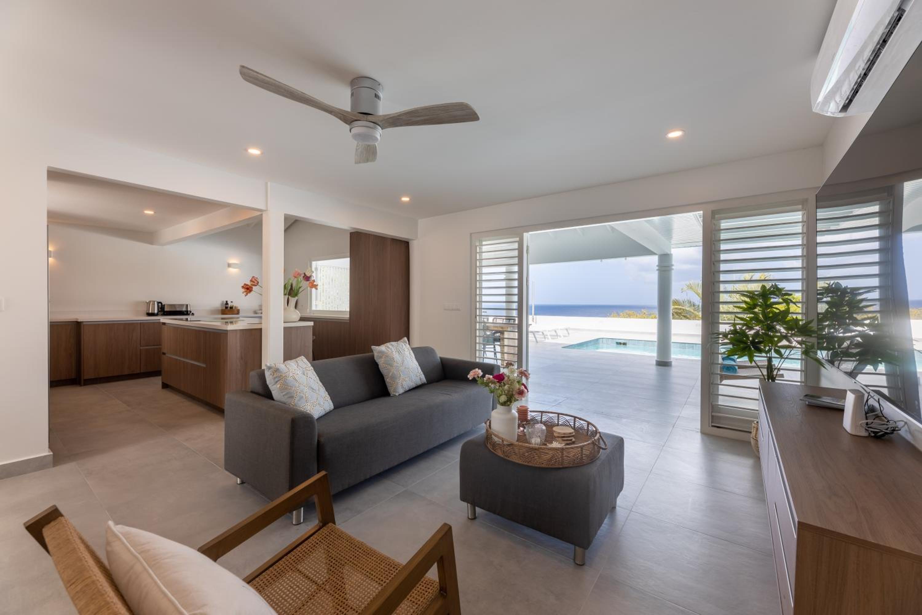 Four-Bedroom Villa with Sea View & Private Pool