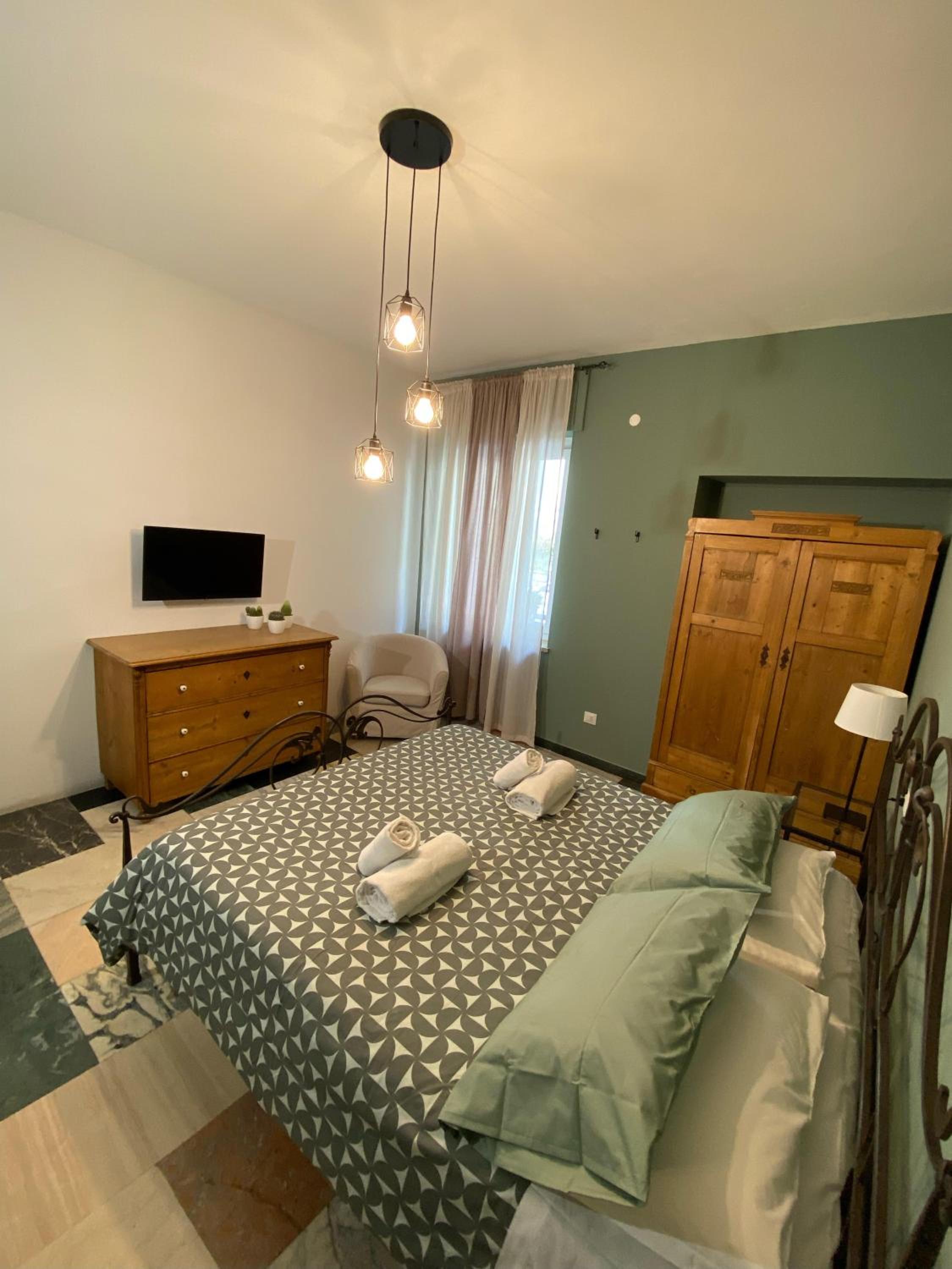 Double Room with Shared Bathroom