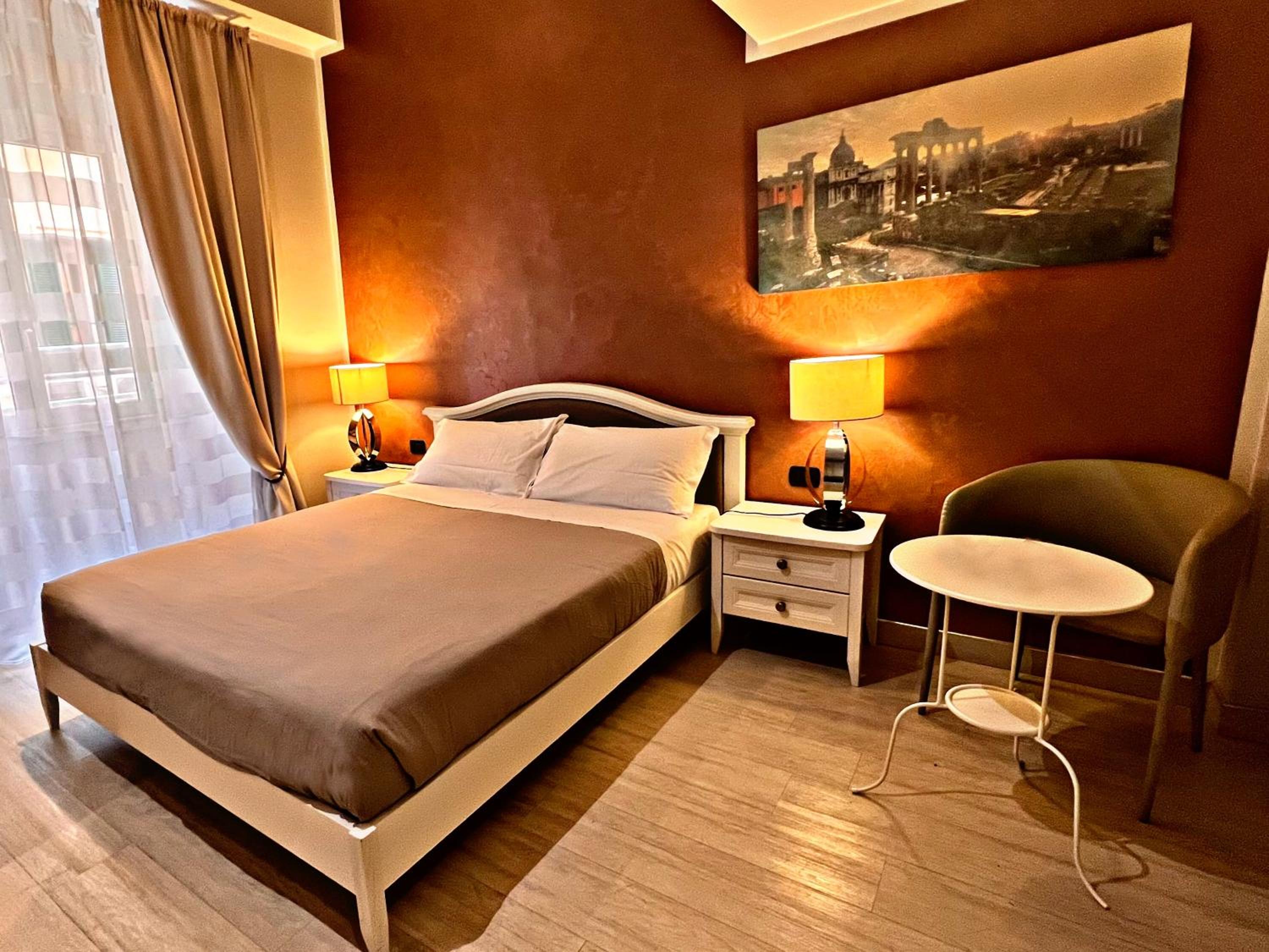 Economy Double Room photo 1