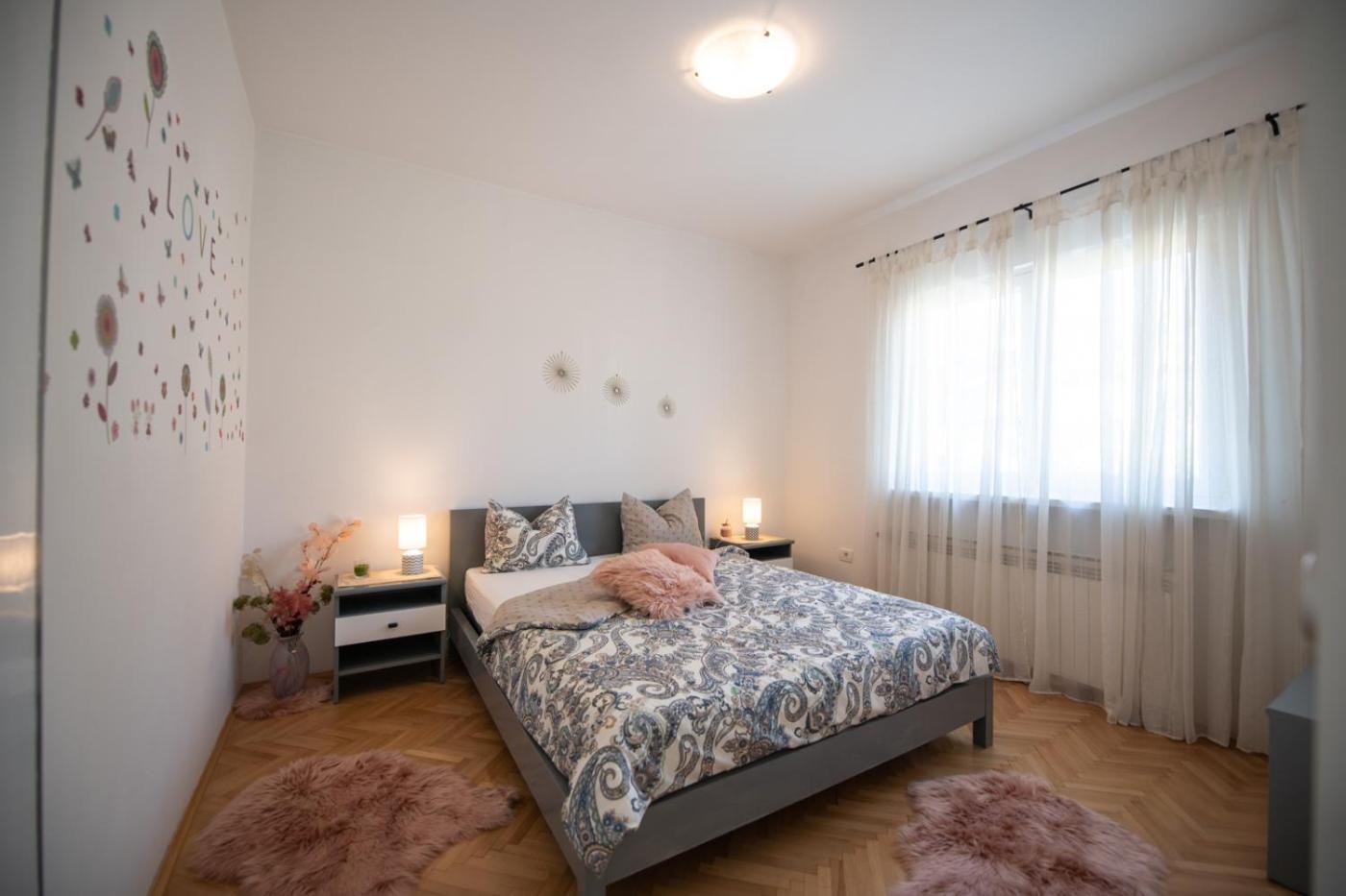 Apartment with Sea View photo 1