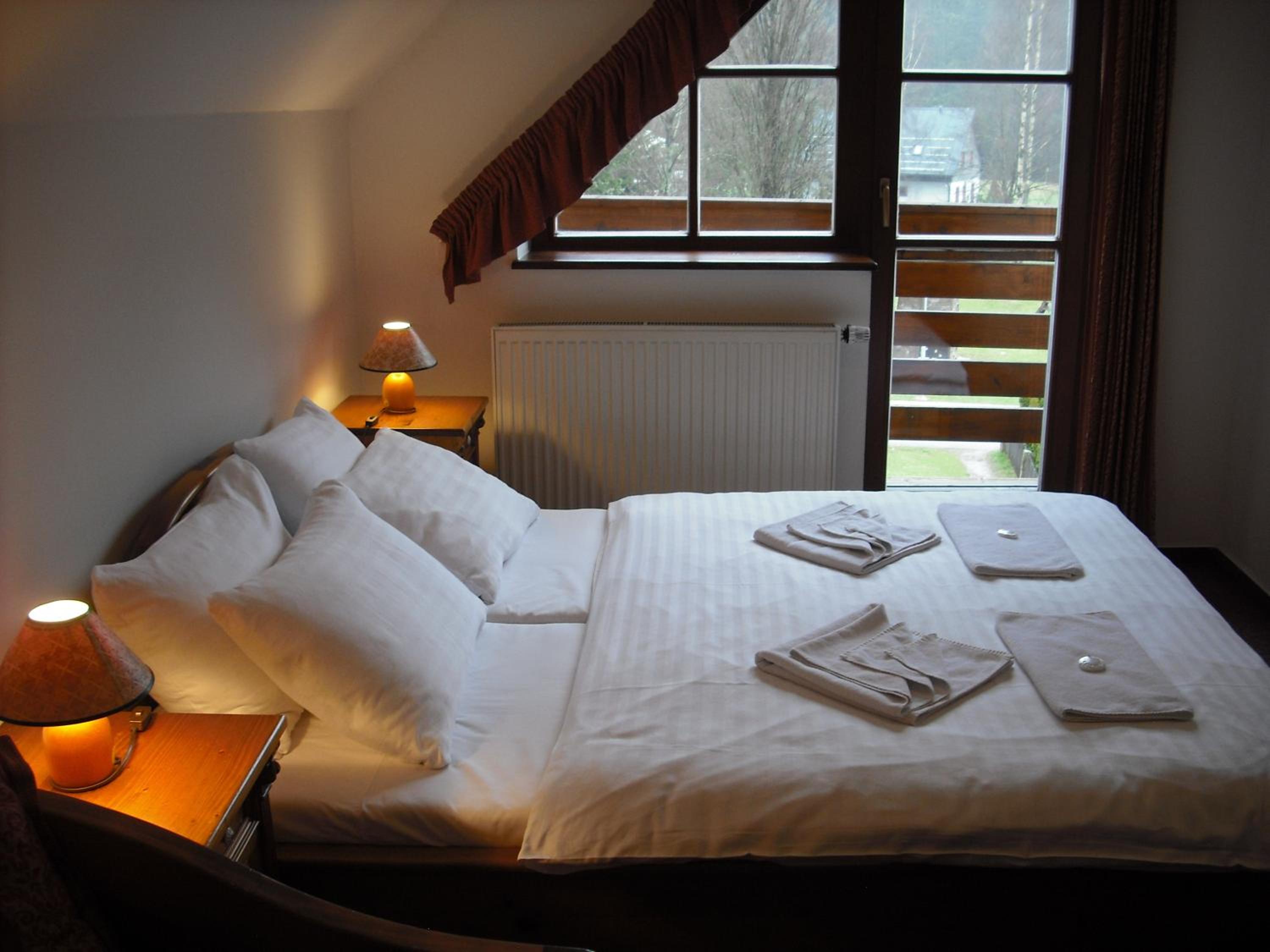 Double Room with Balcony - Photo 2