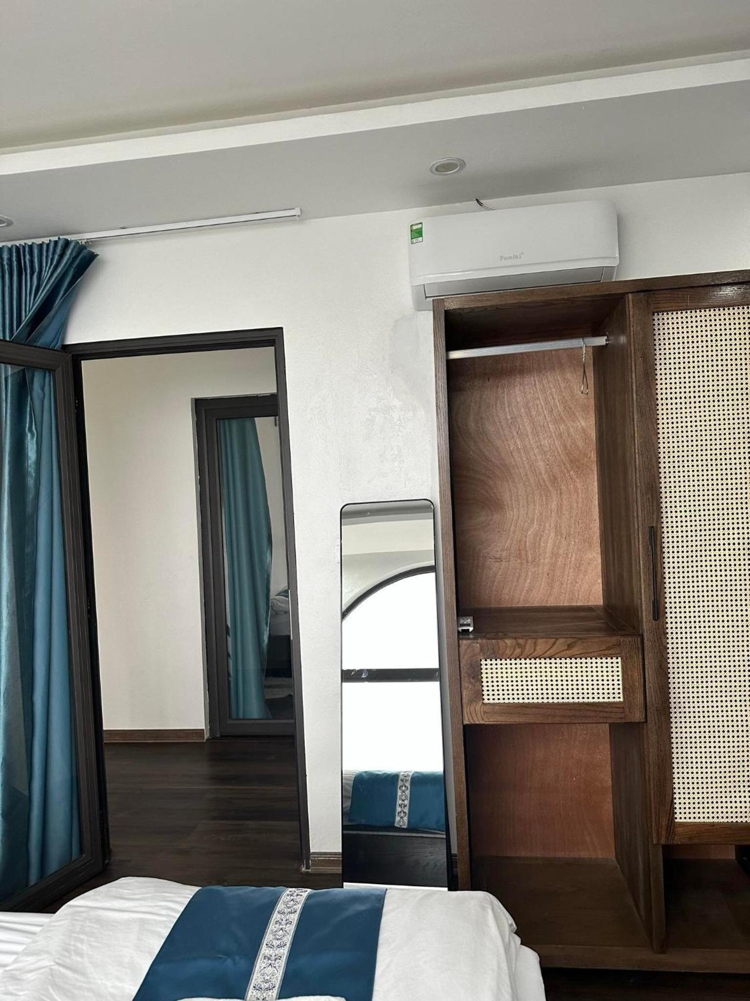 Three-Bedroom Villa photo 2