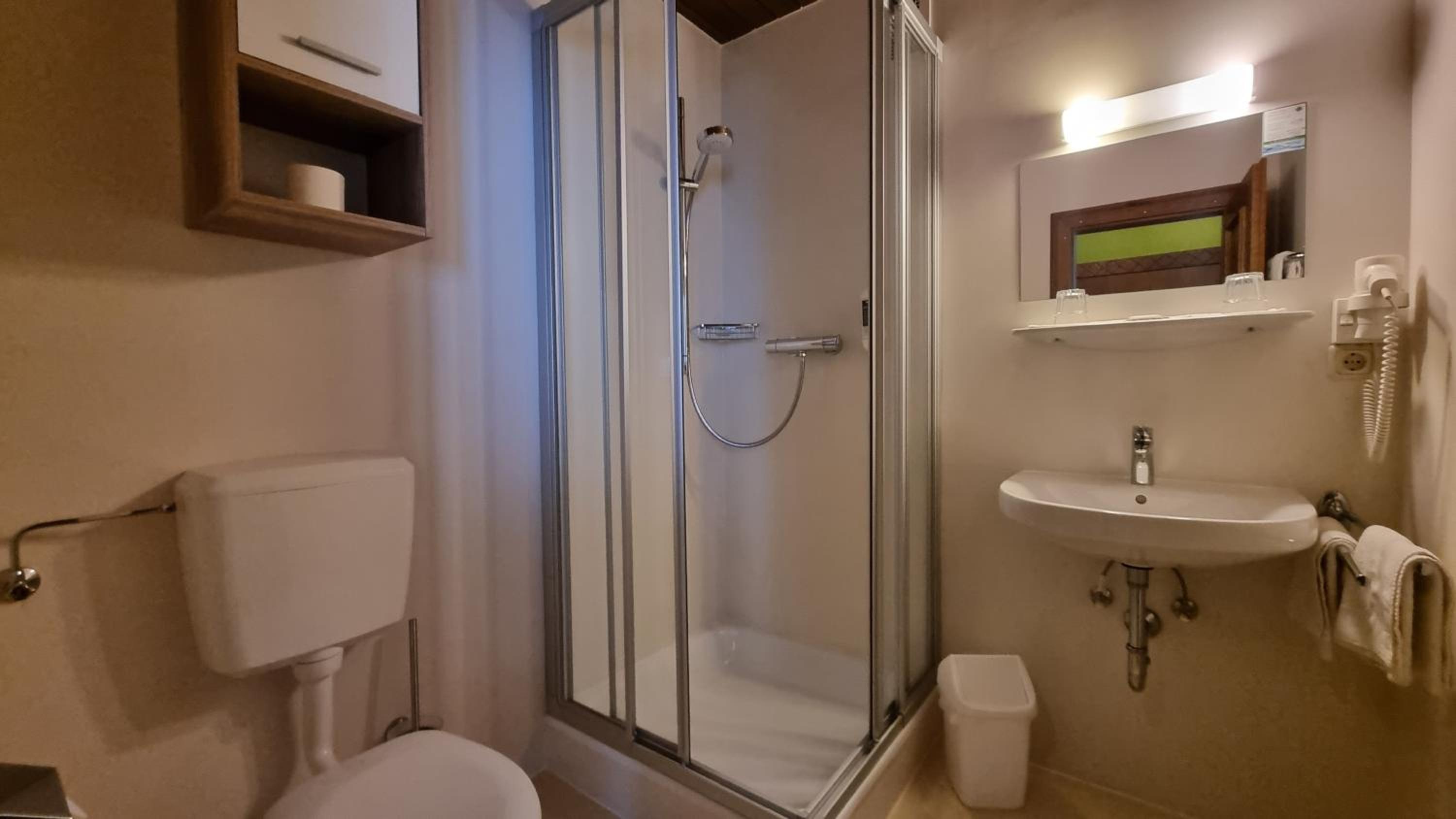 Double Room with Balcony photo 3
