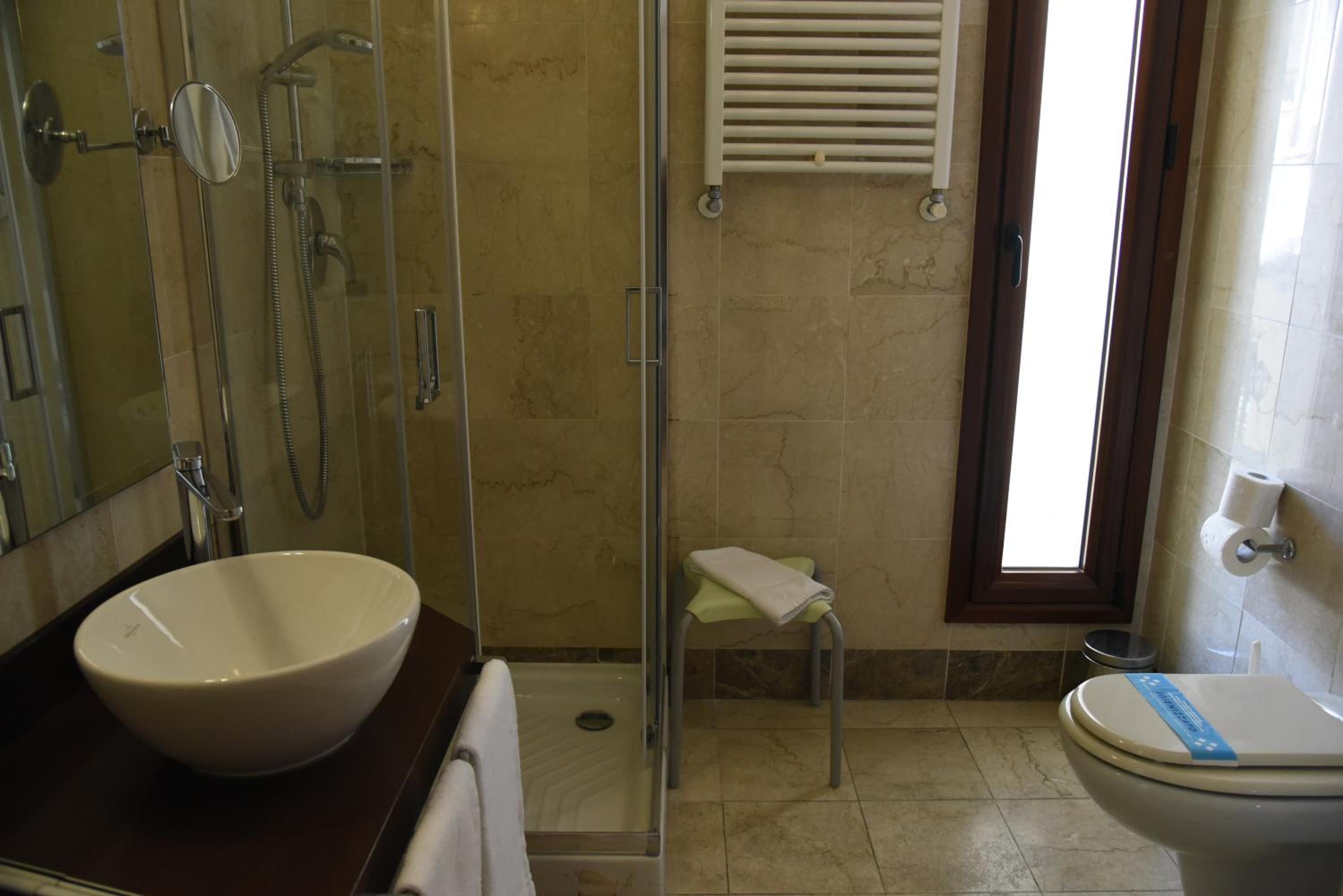 Superior Triple Room - Photo 2