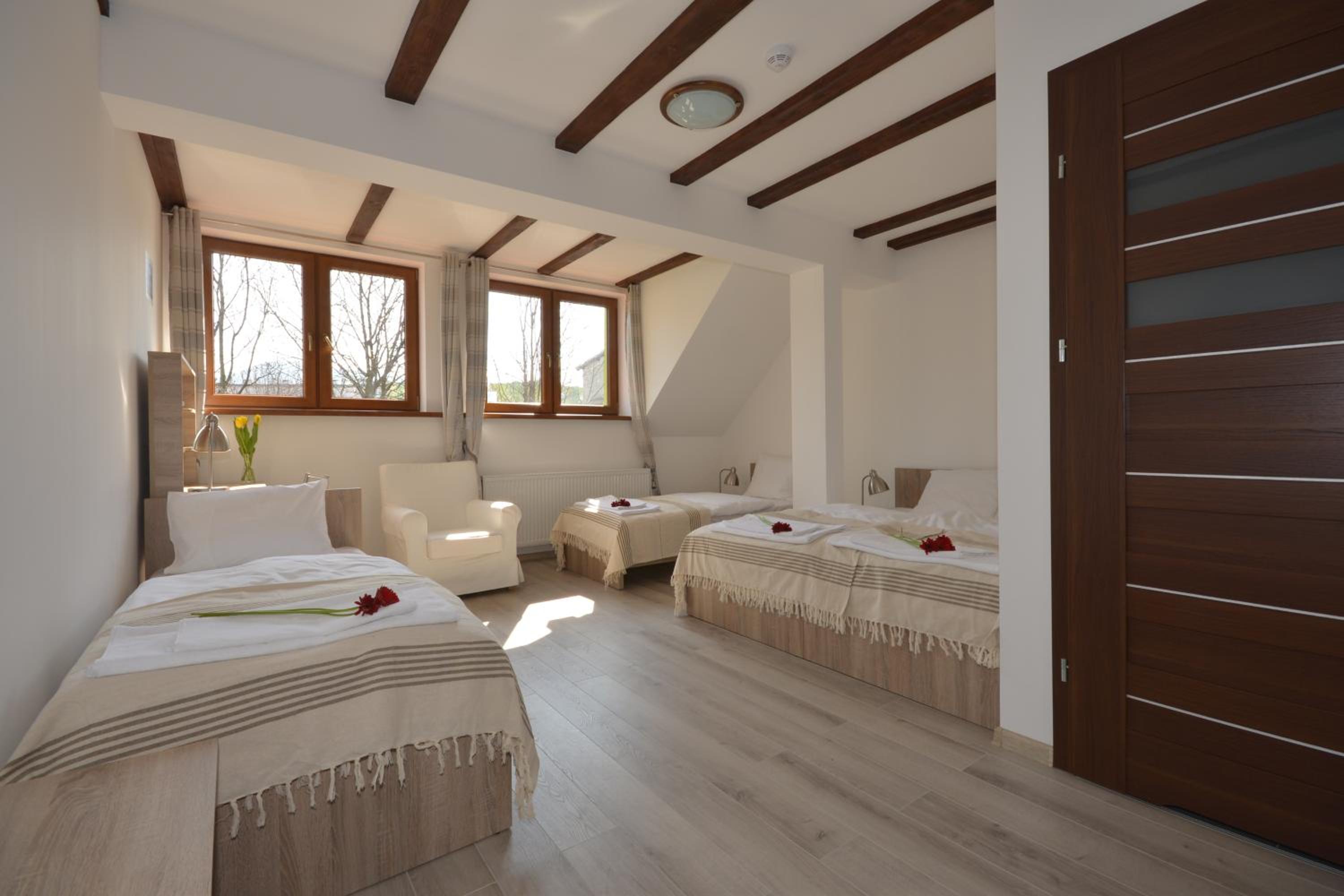One-Bedroom Apartment - Photo 1