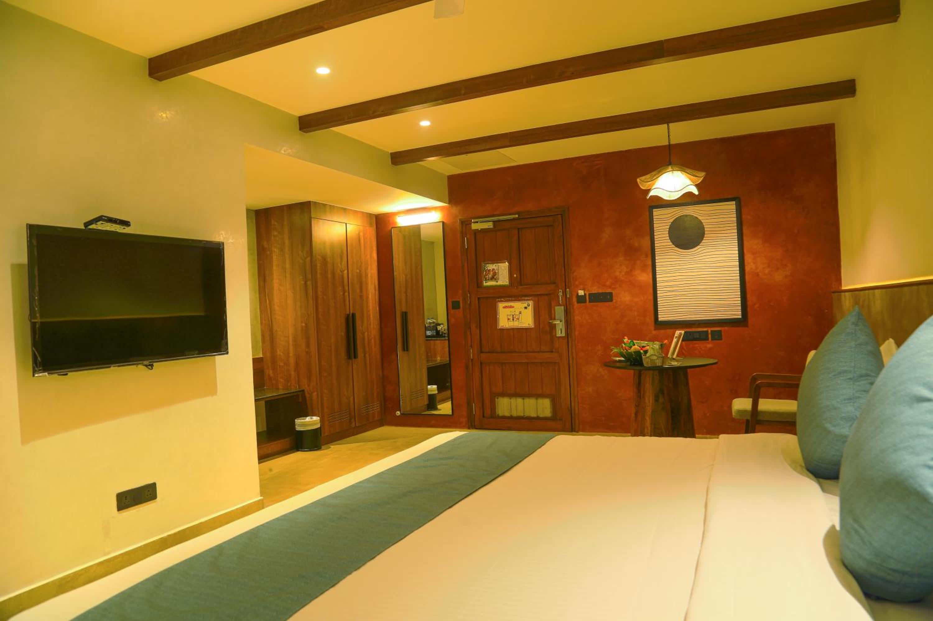 Panorama View Room - Book & Unlock Exclusive Offers - Photo 8