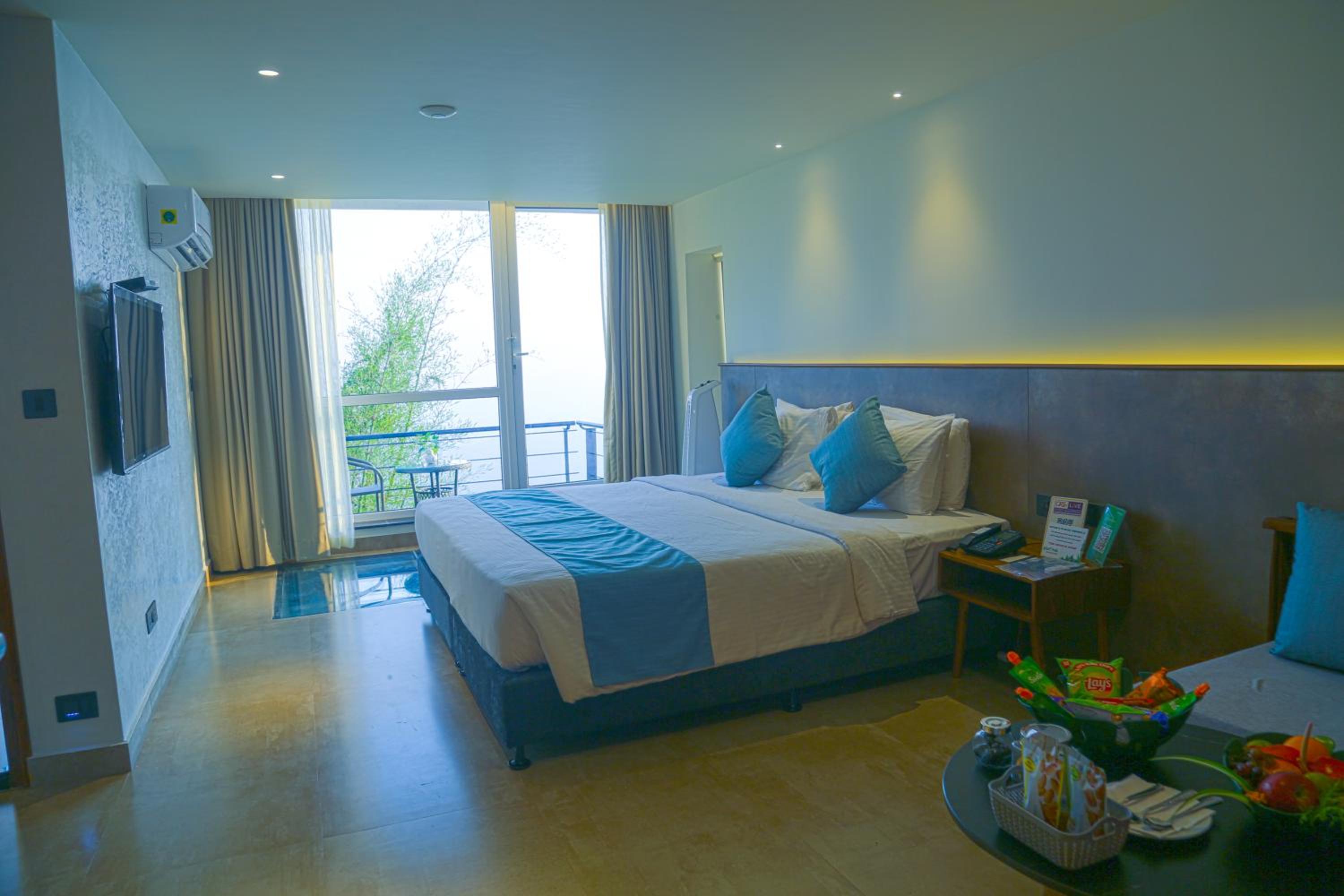 Panorama View Room - Book & Unlock Exclusive Offers - Photo 10
