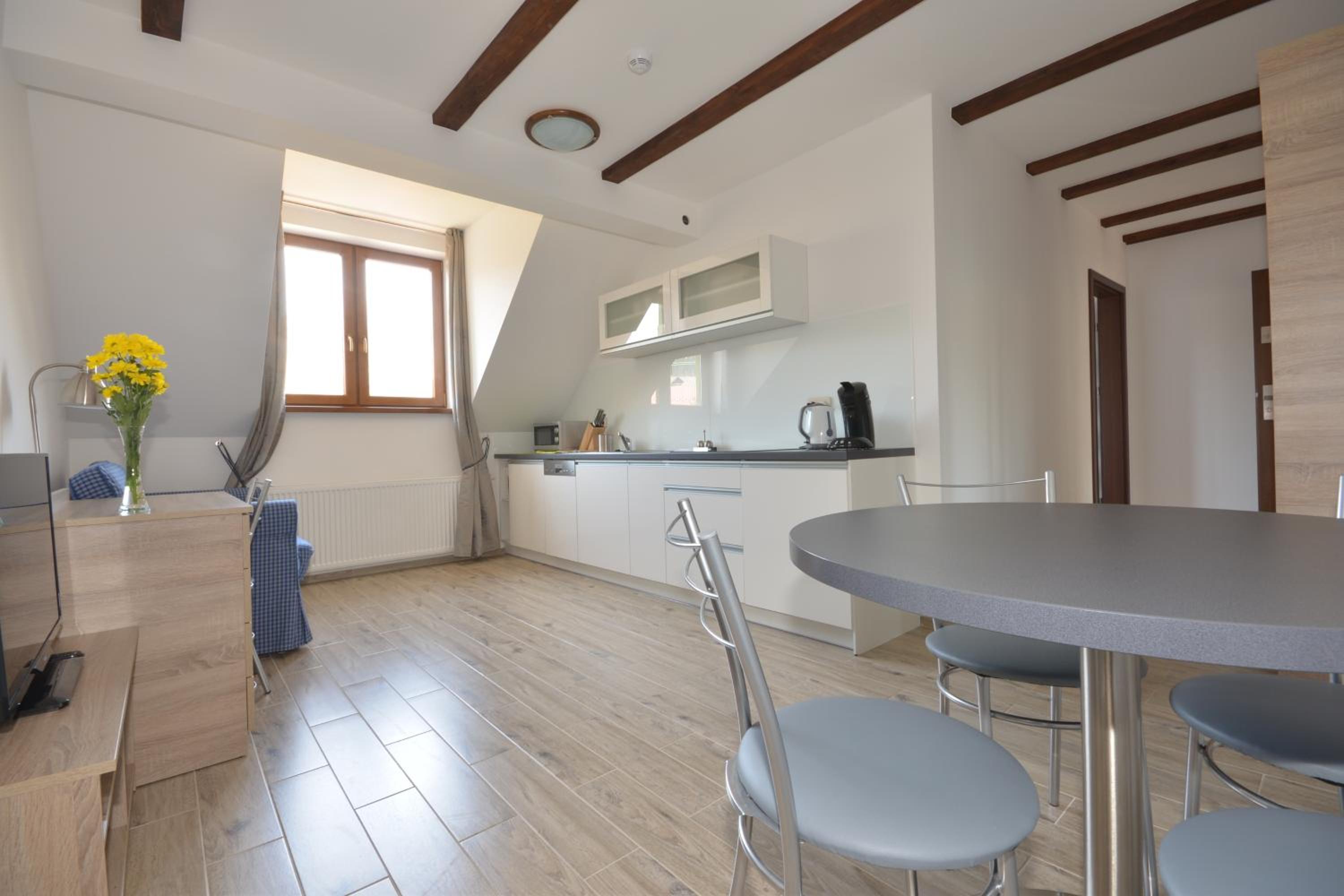 Two-Bedroom Apartment - Photo 7