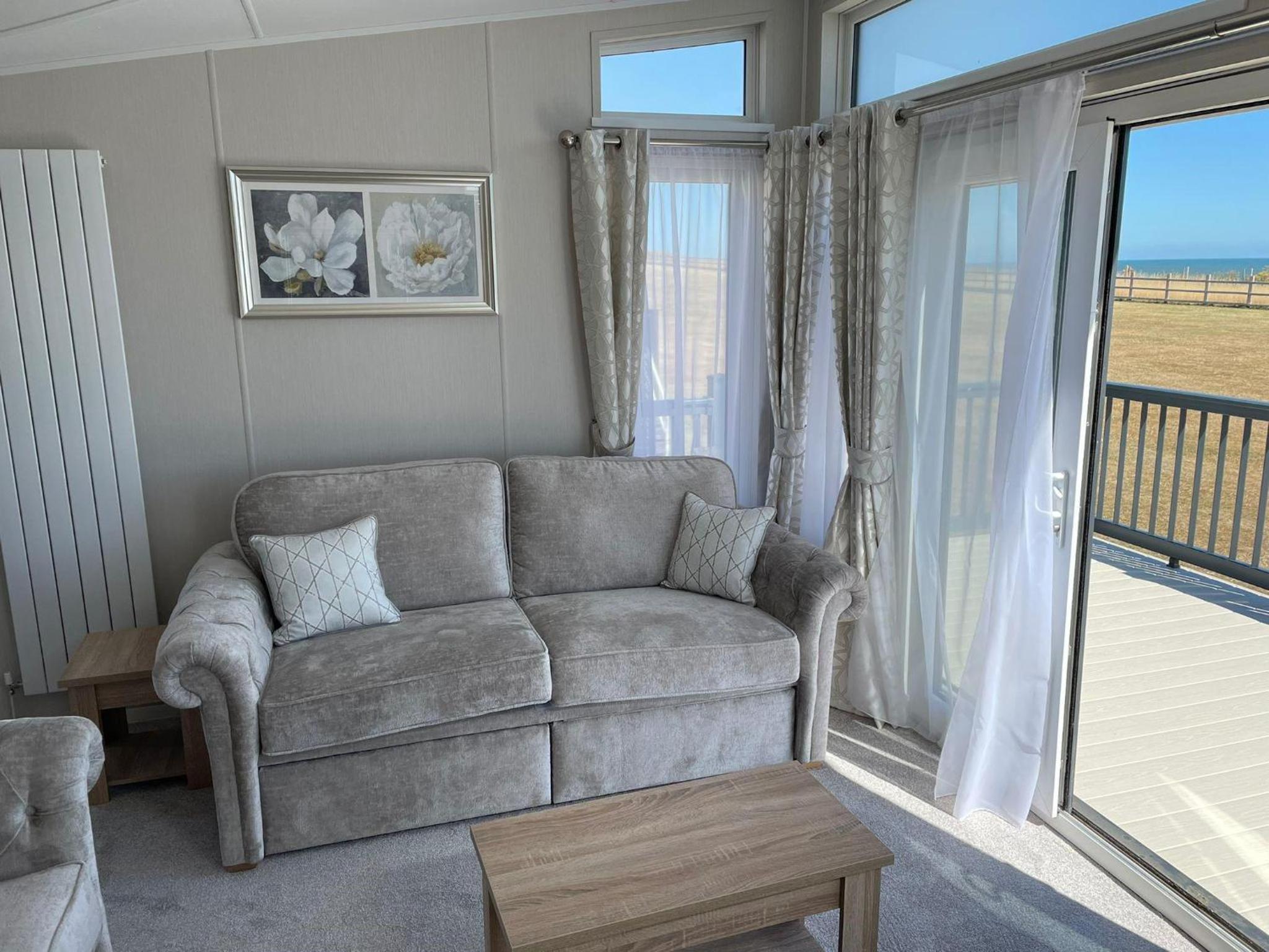 Mobile Home photo 1