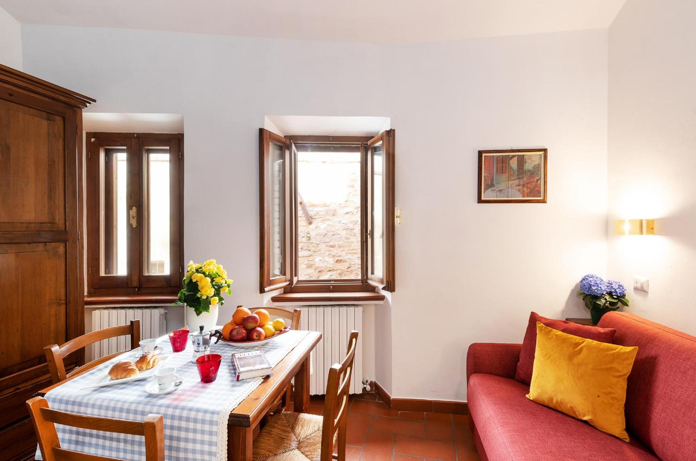One-Bedroom Apartment - Photo 6