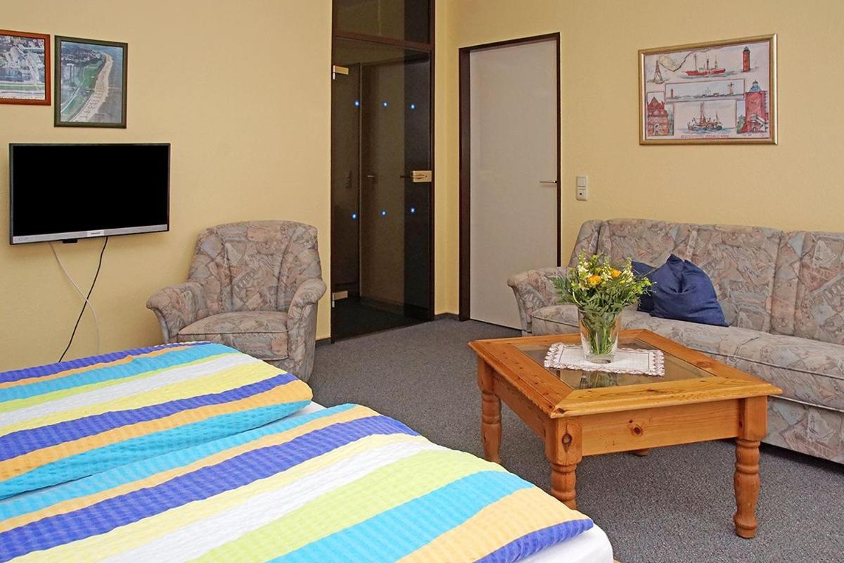 Apartment photo 2