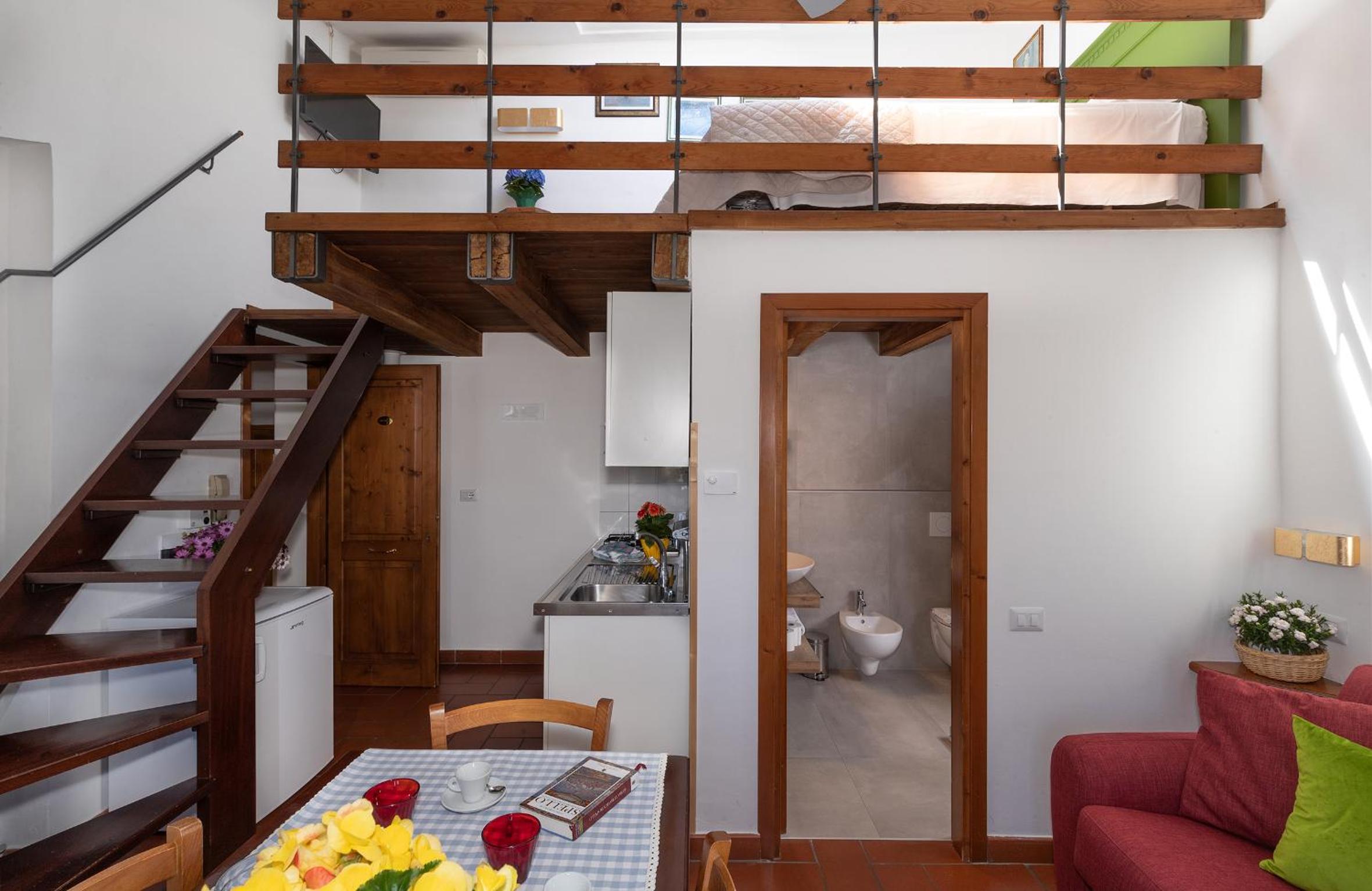 One-Bedroom Apartment - Photo 11