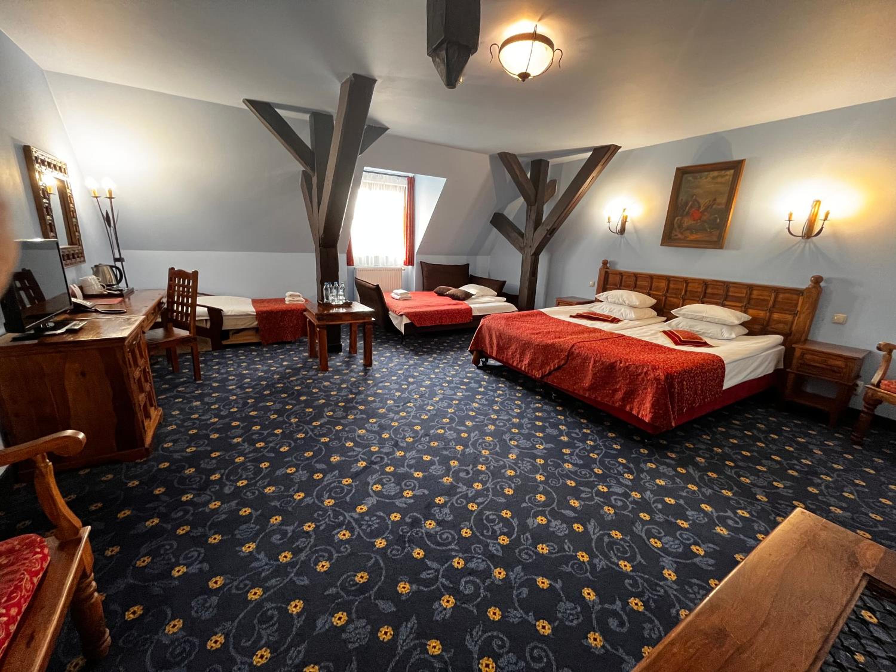 Double Room with Extra Bed - Photo 26